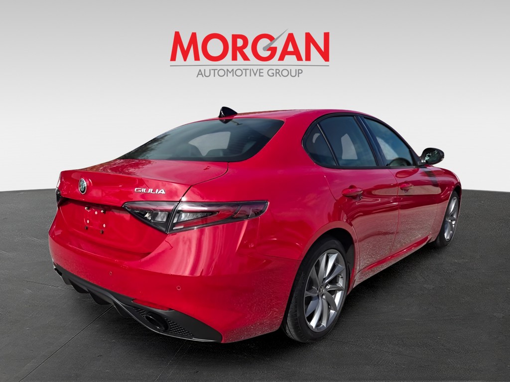 2026 Alfa Romeo Giulia - Photo 4