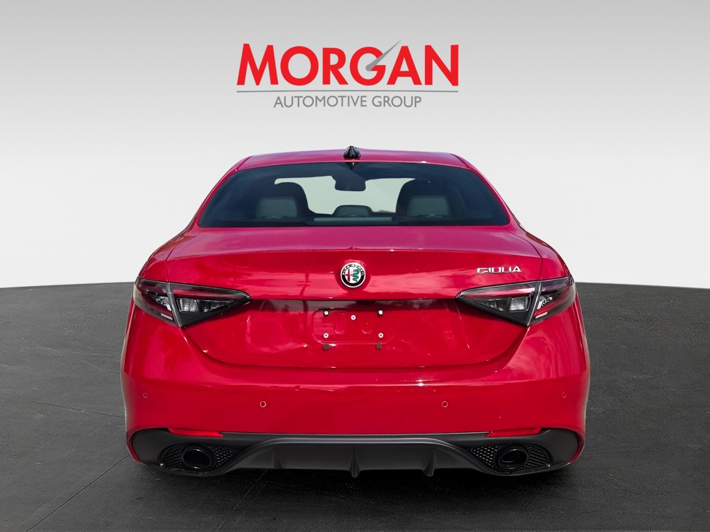 2026 Alfa Romeo Giulia - Photo 6