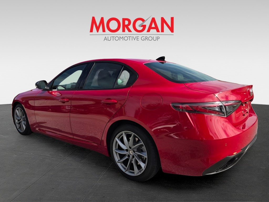 2026 Alfa Romeo Giulia - Photo 5