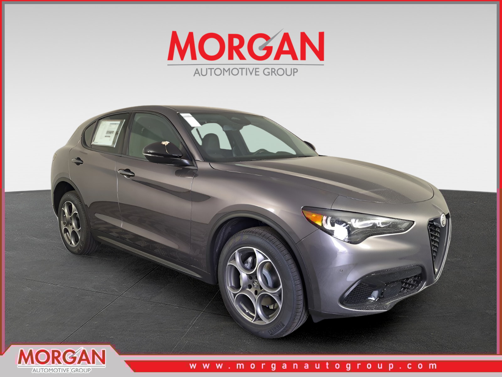 2025 Alfa Romeo Stelvio Base's photo