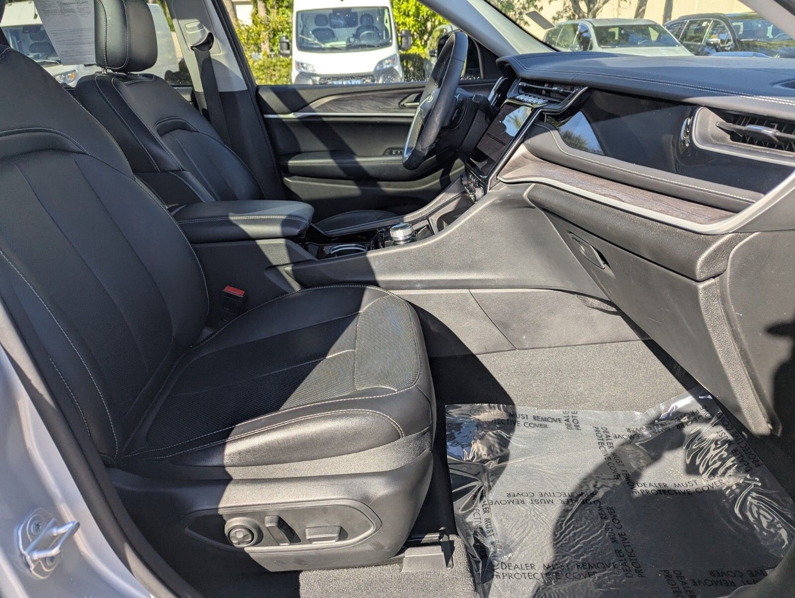 2022 Jeep Grand Cherokee - Photo 10
