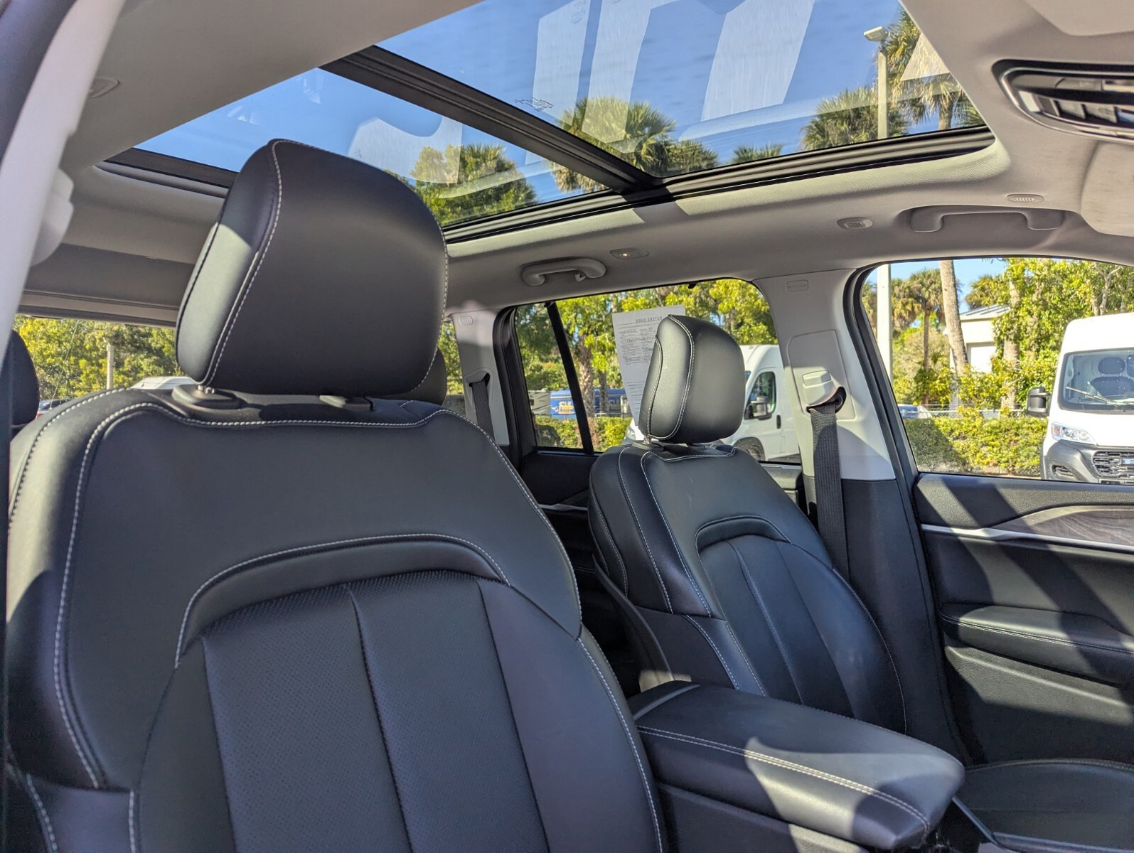 2022 Jeep Grand Cherokee - Photo 11