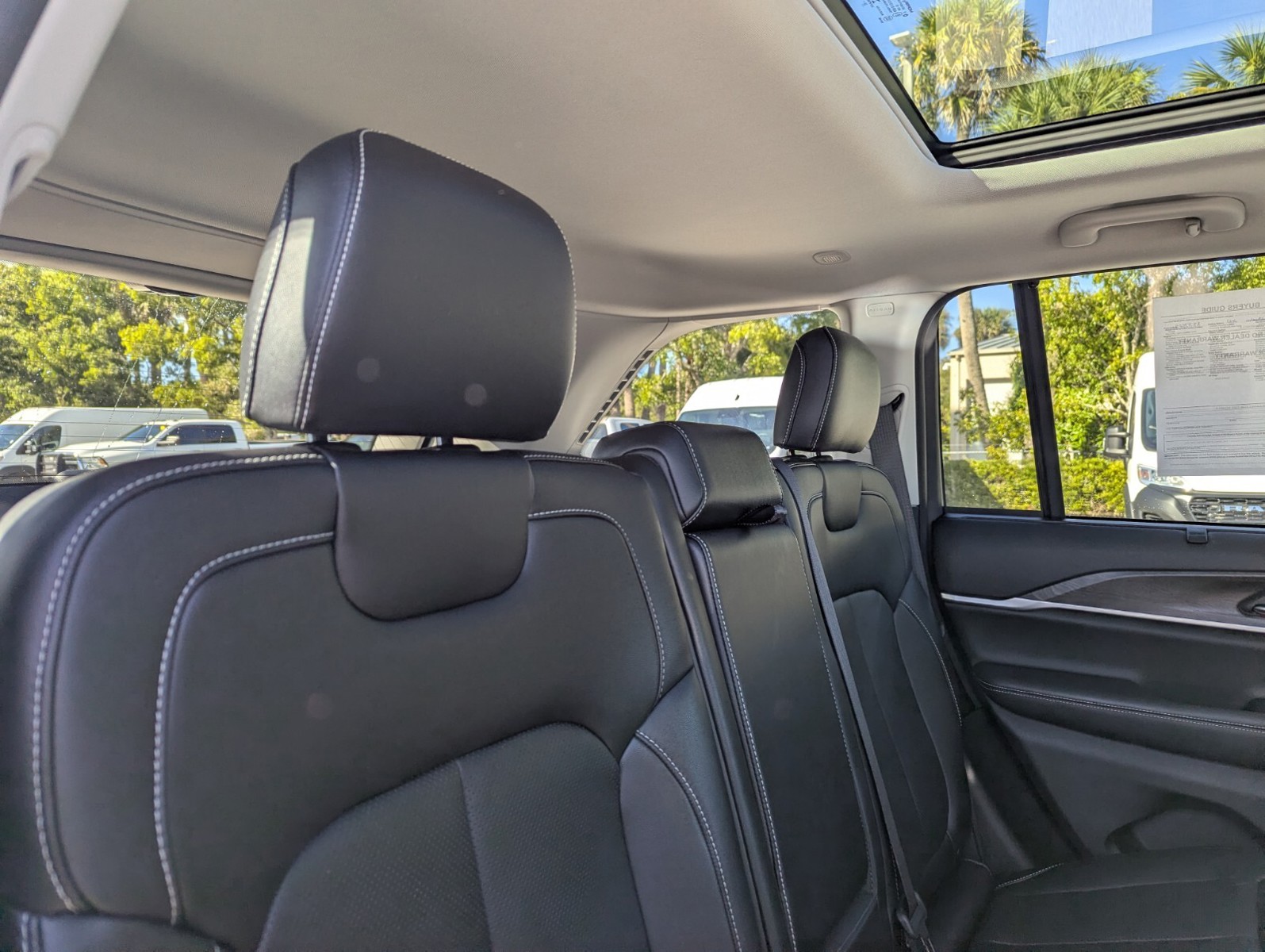 2022 Jeep Grand Cherokee - Photo 14
