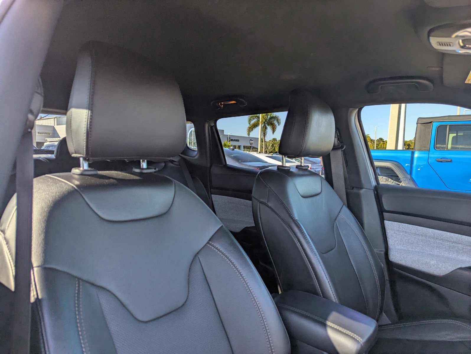2023 Jeep Compass - Photo 11