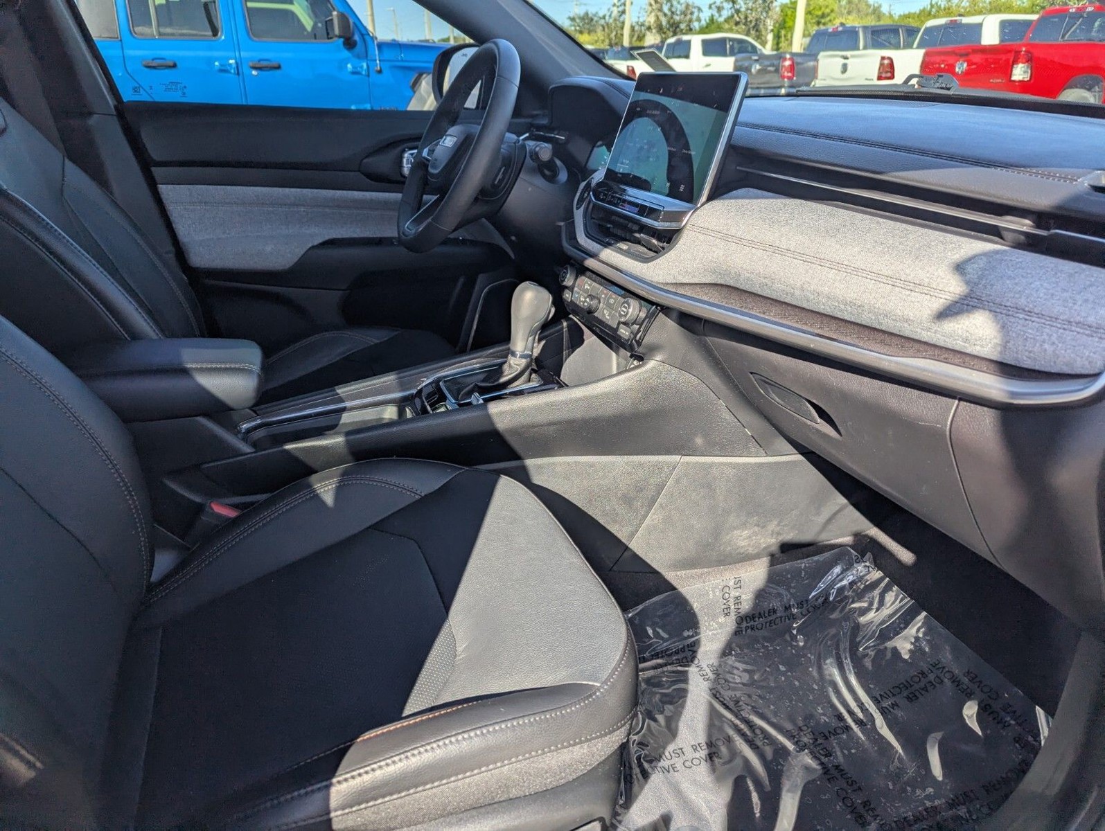 2023 Jeep Compass - Photo 9