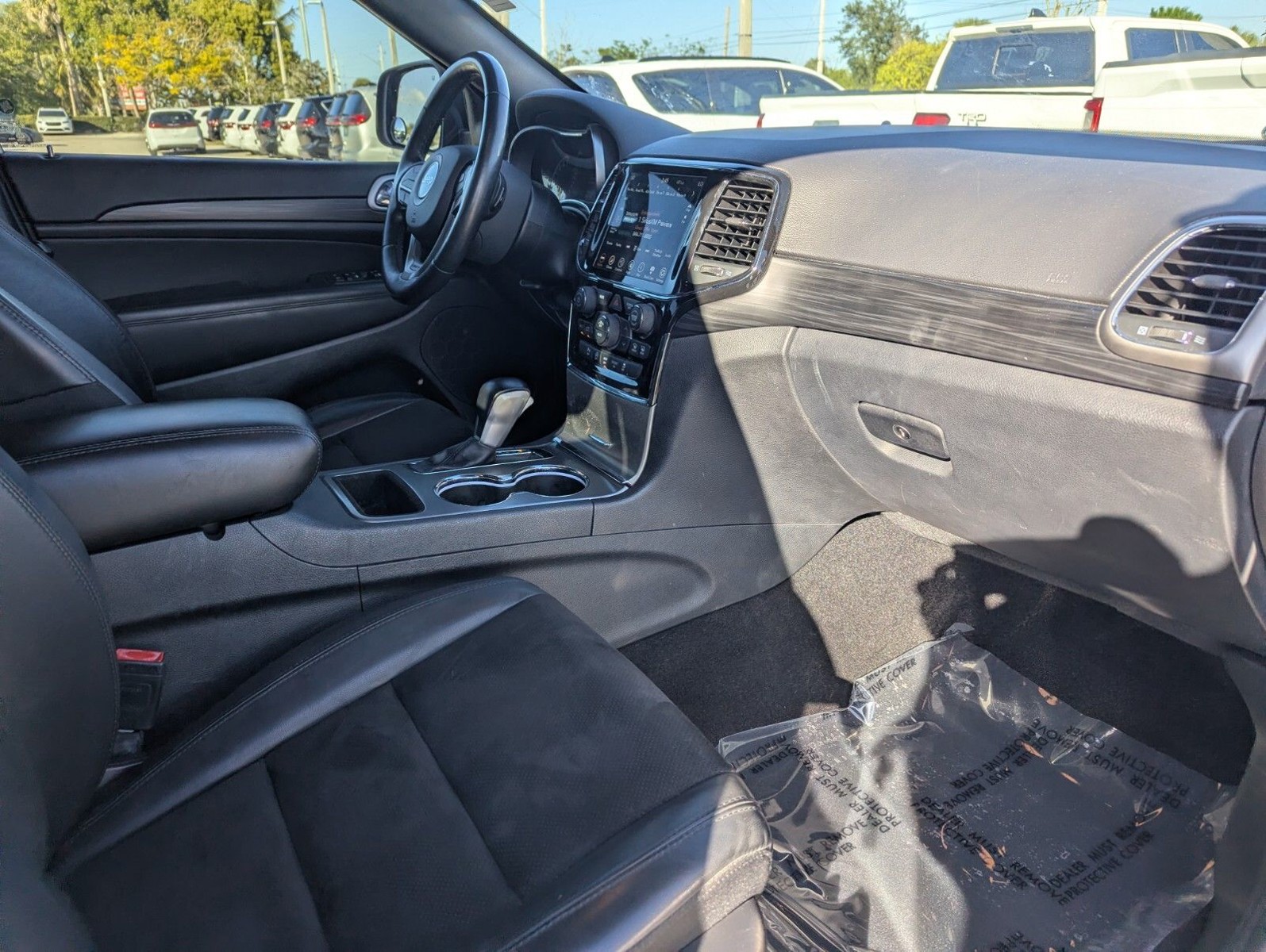 2021 Jeep Grand Cherokee - Photo 9