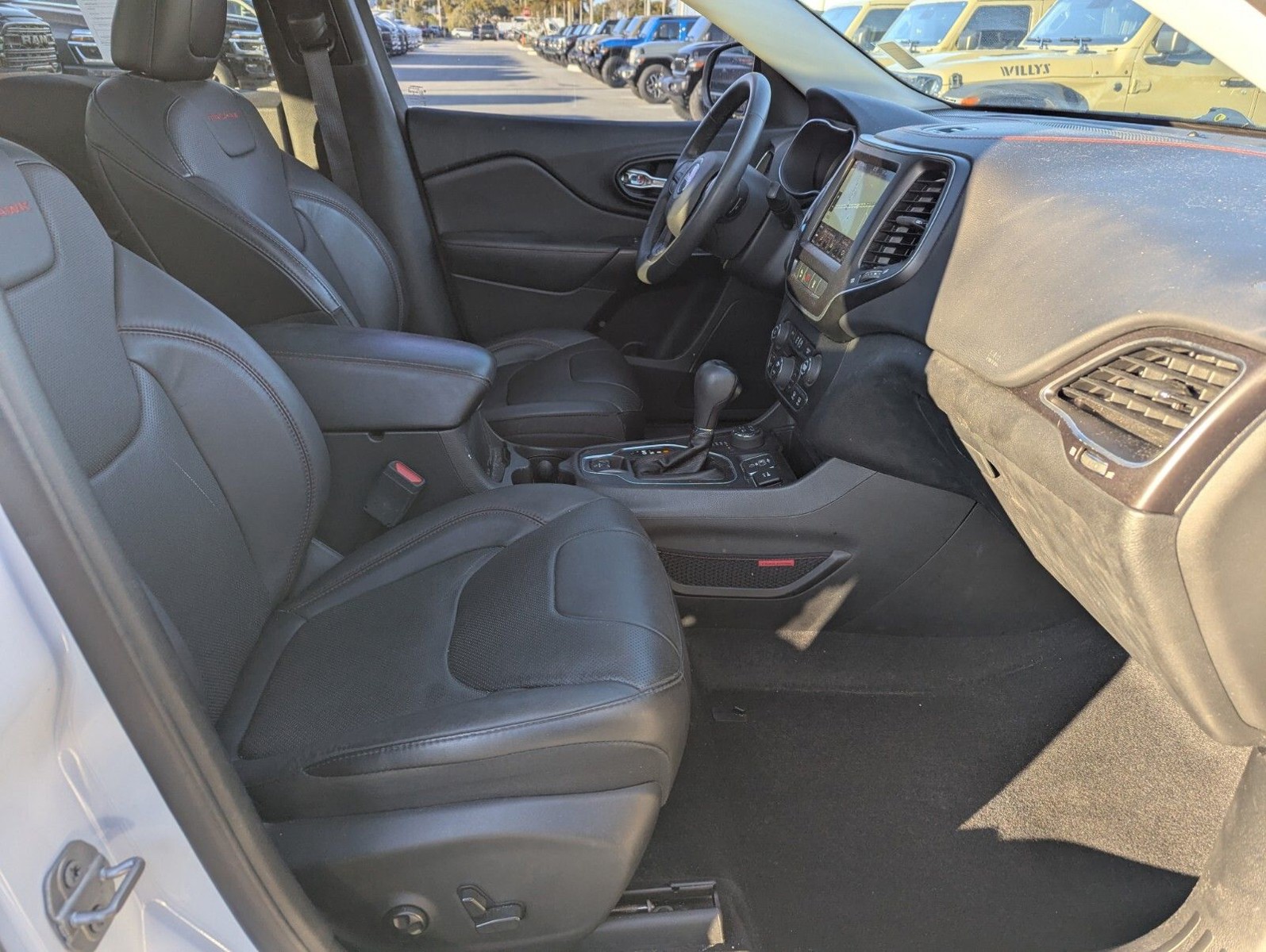 2021 Jeep Cherokee - Photo 10