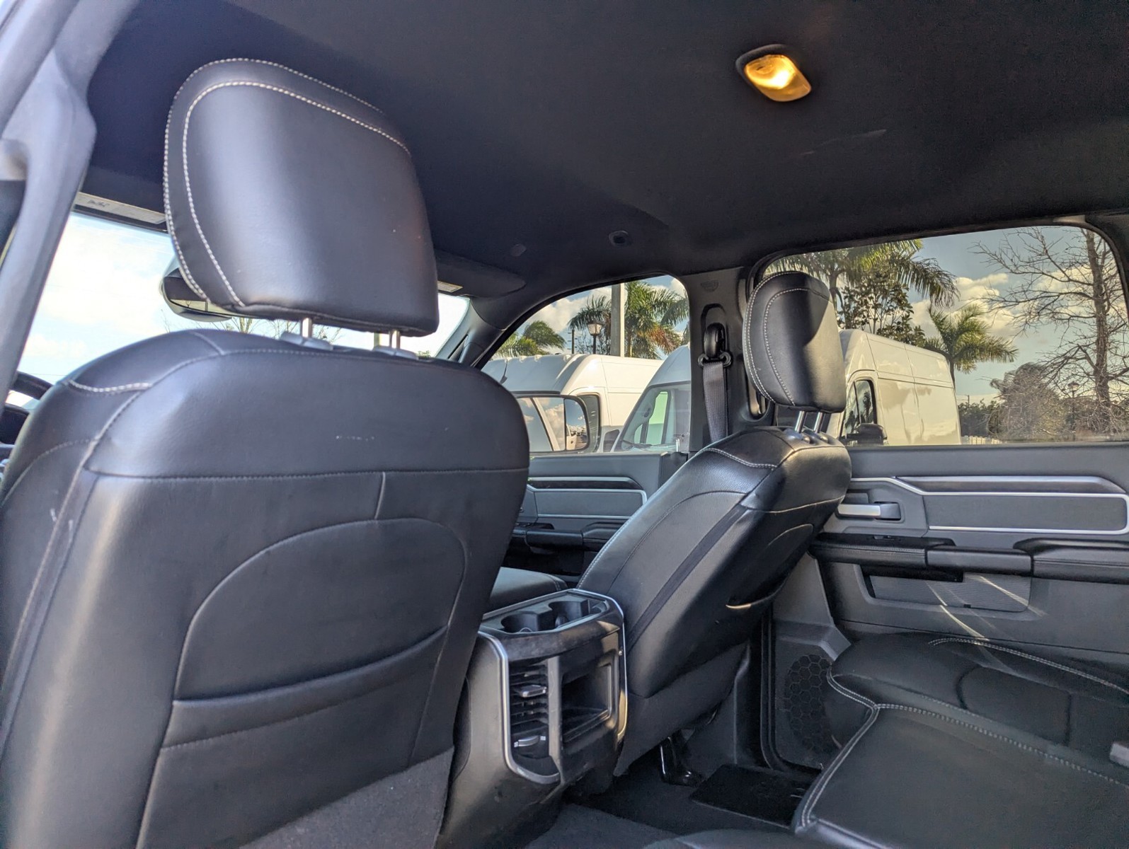 2022 Ram 3500 - Photo 18