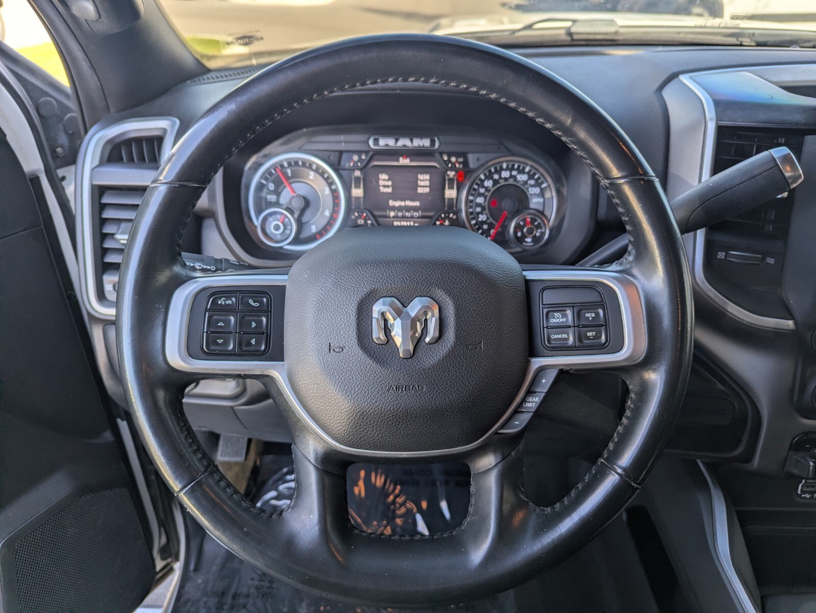 2022 Ram 3500 - Photo 25