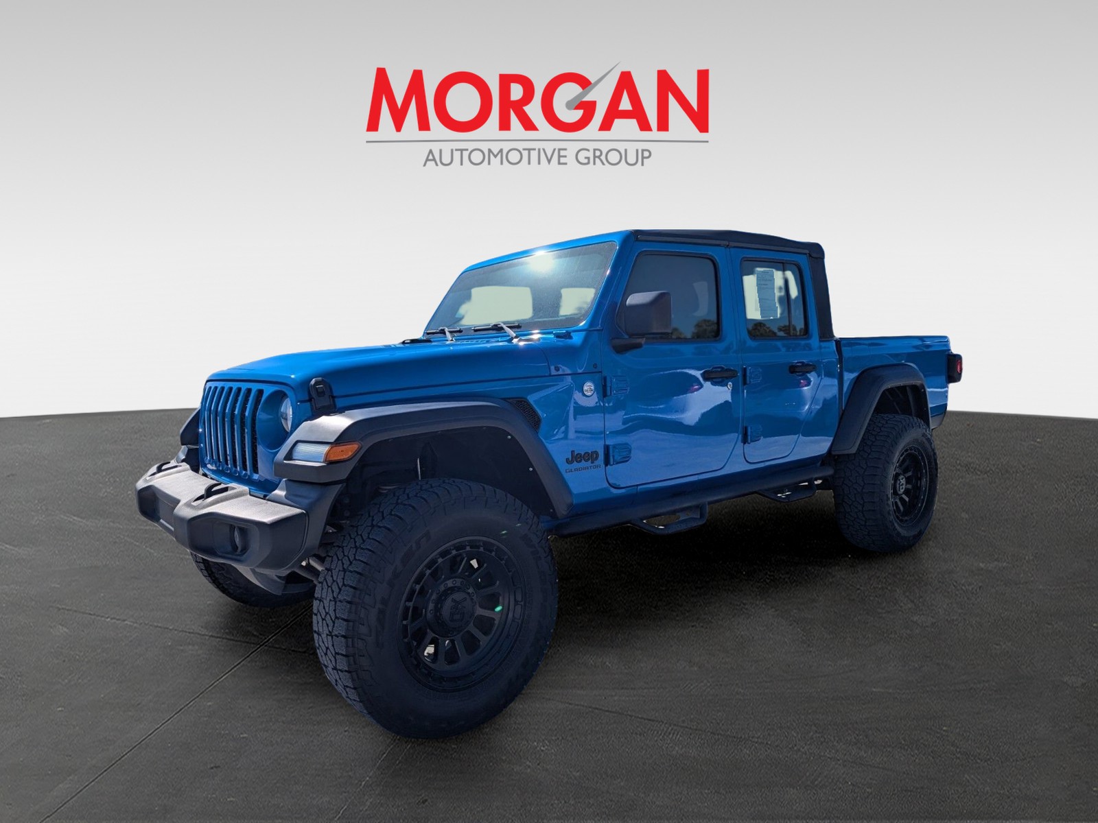 2021 Jeep Gladiator - Photo 2
