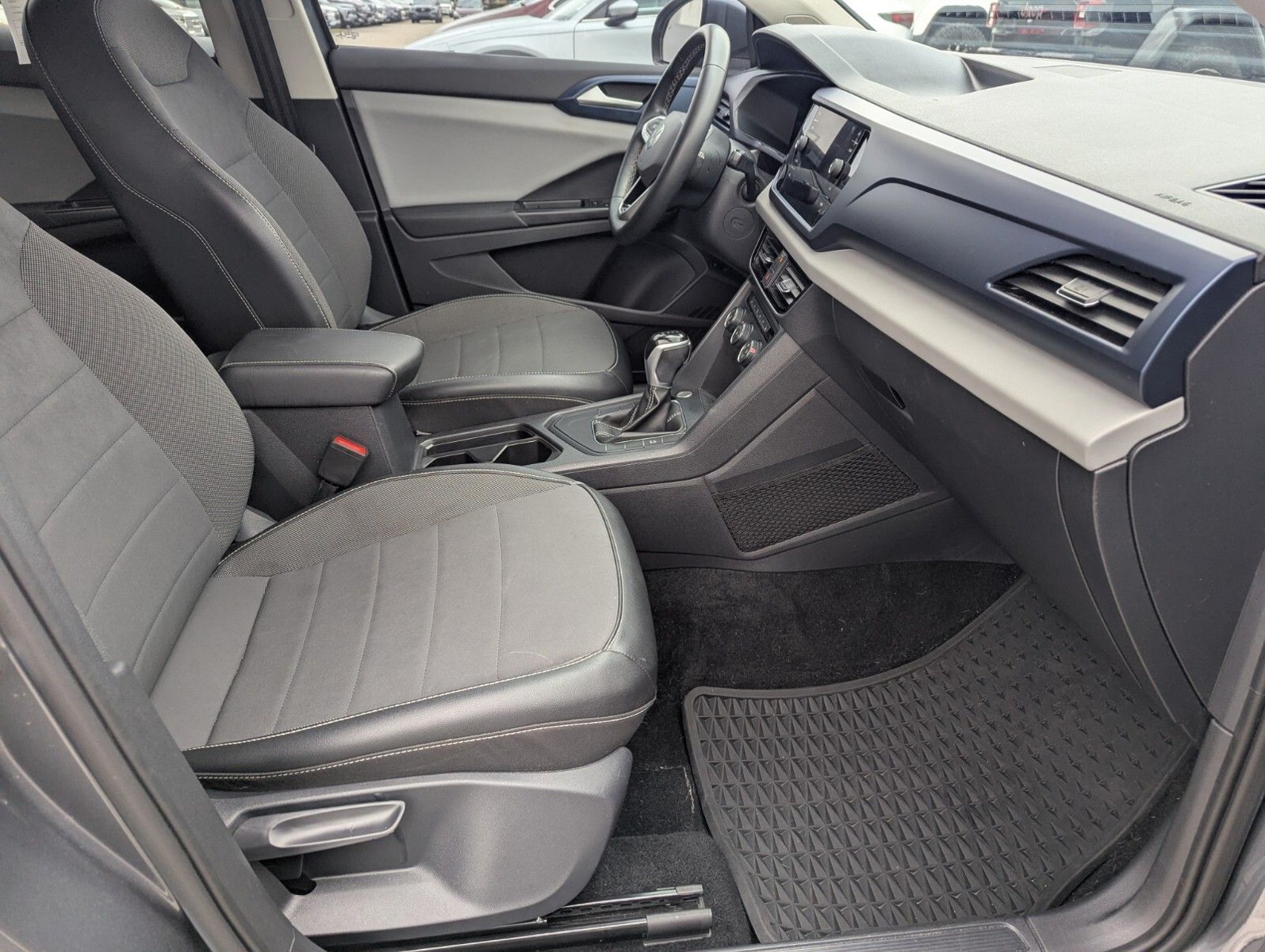 2022 Volkswagen Taos - Photo 10