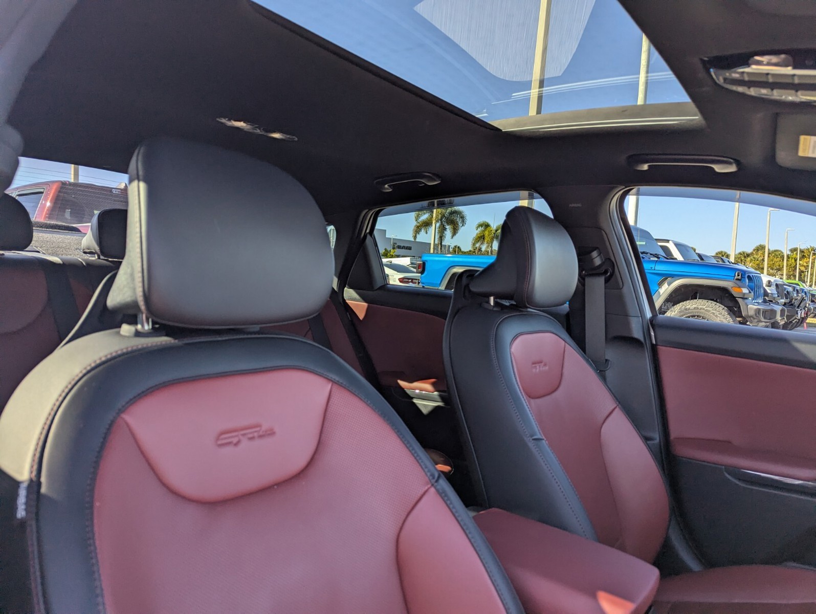 2025 Kia K4 - Photo 11