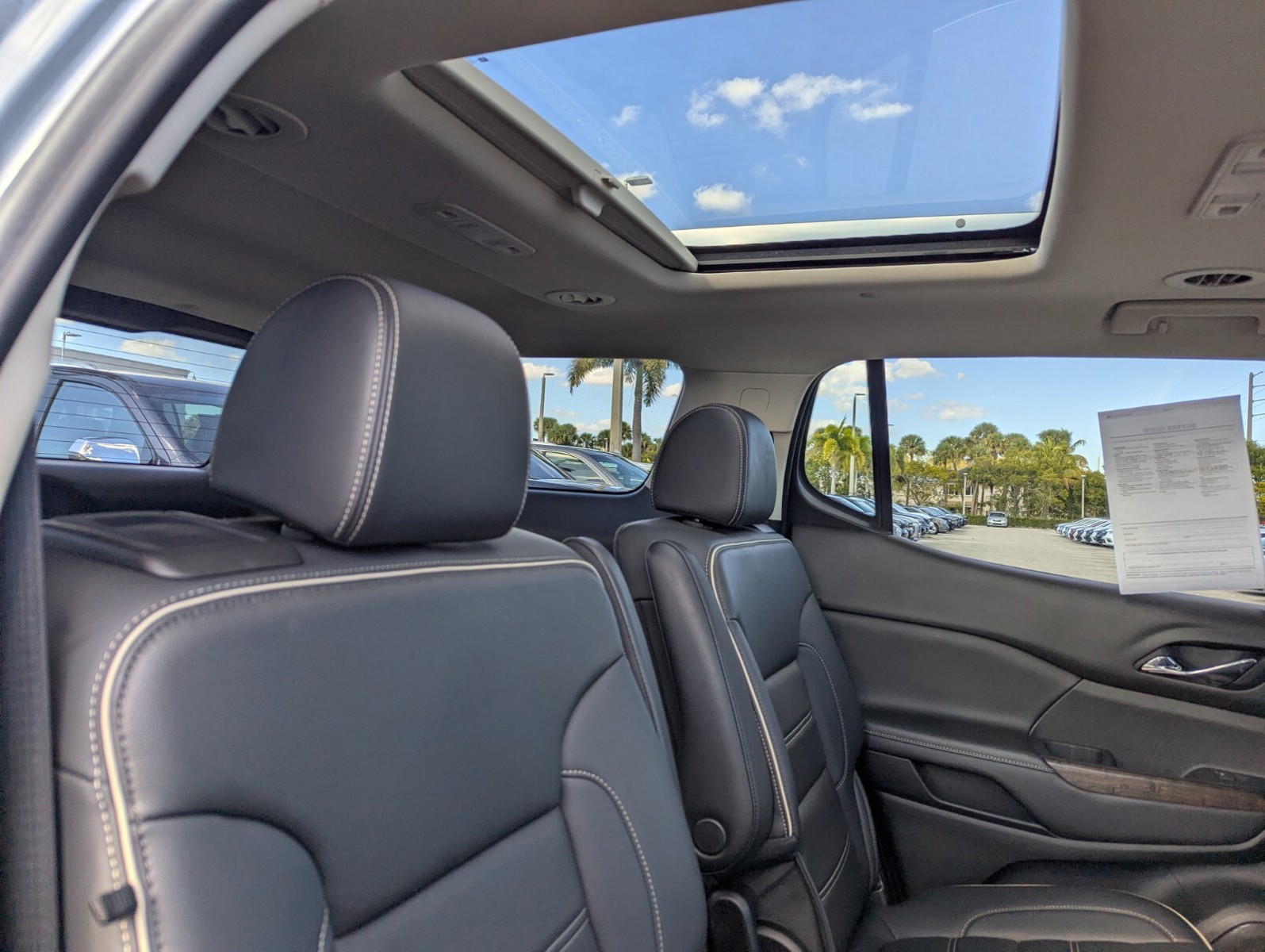 2023 GMC Acadia - Photo 14