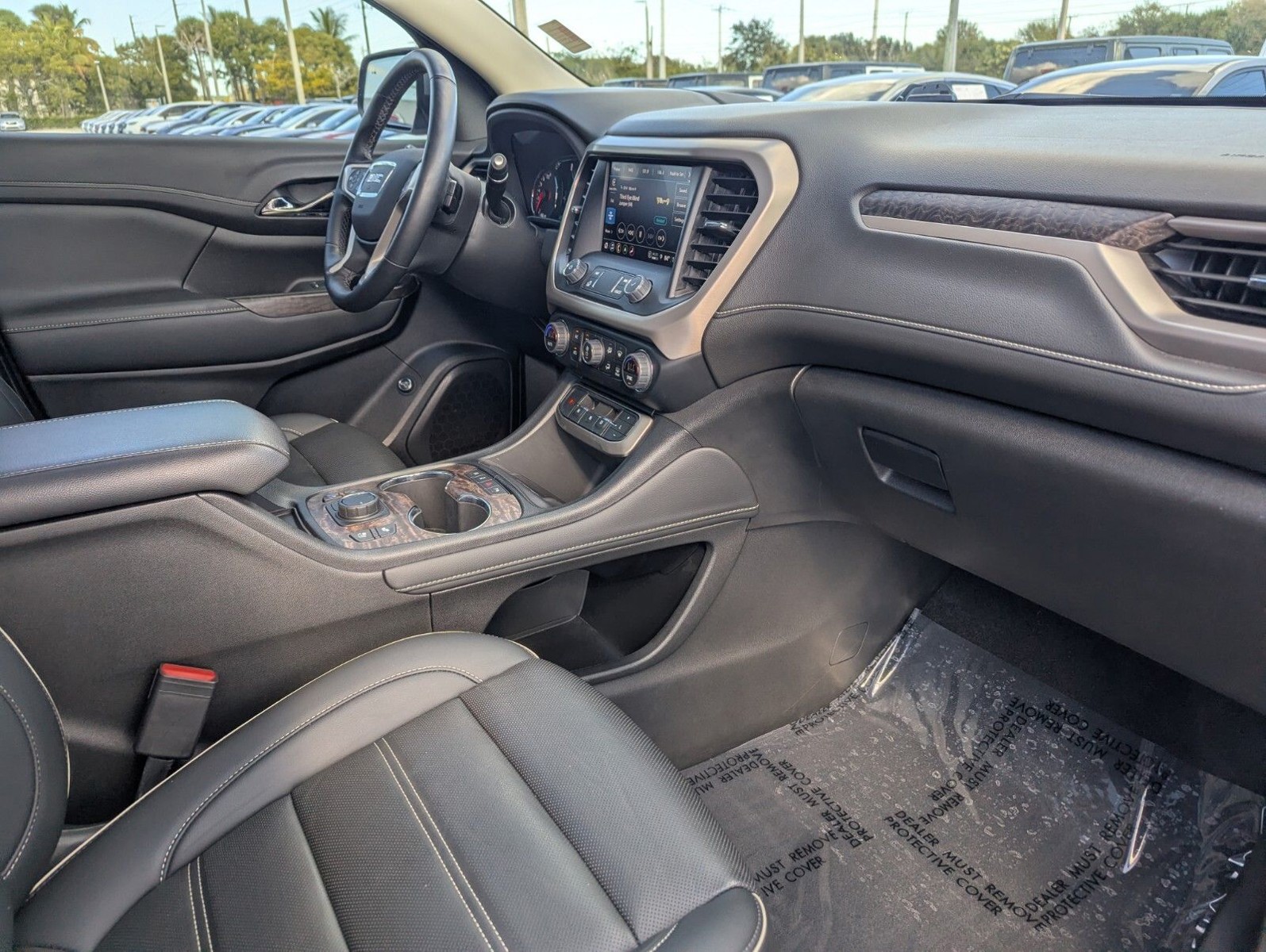 2023 GMC Acadia - Photo 9
