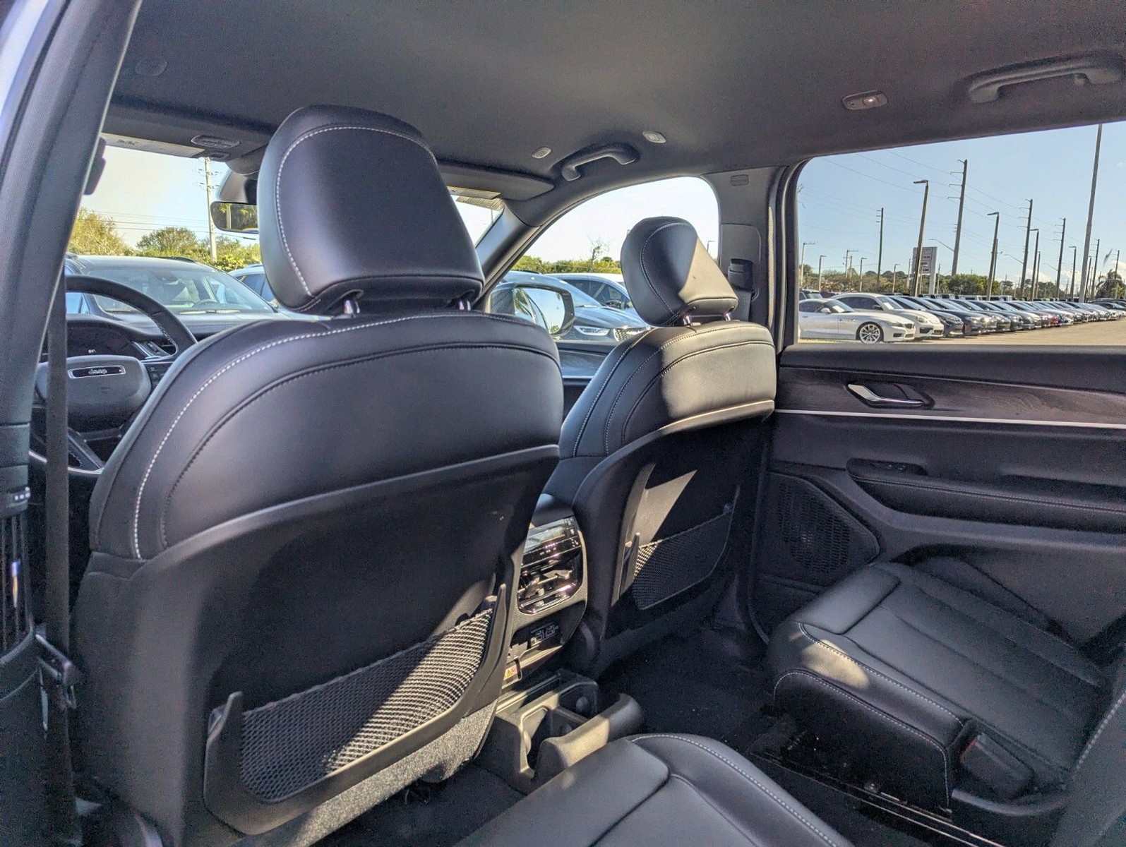 2025 Jeep Grand Cherokee L - Photo 10
