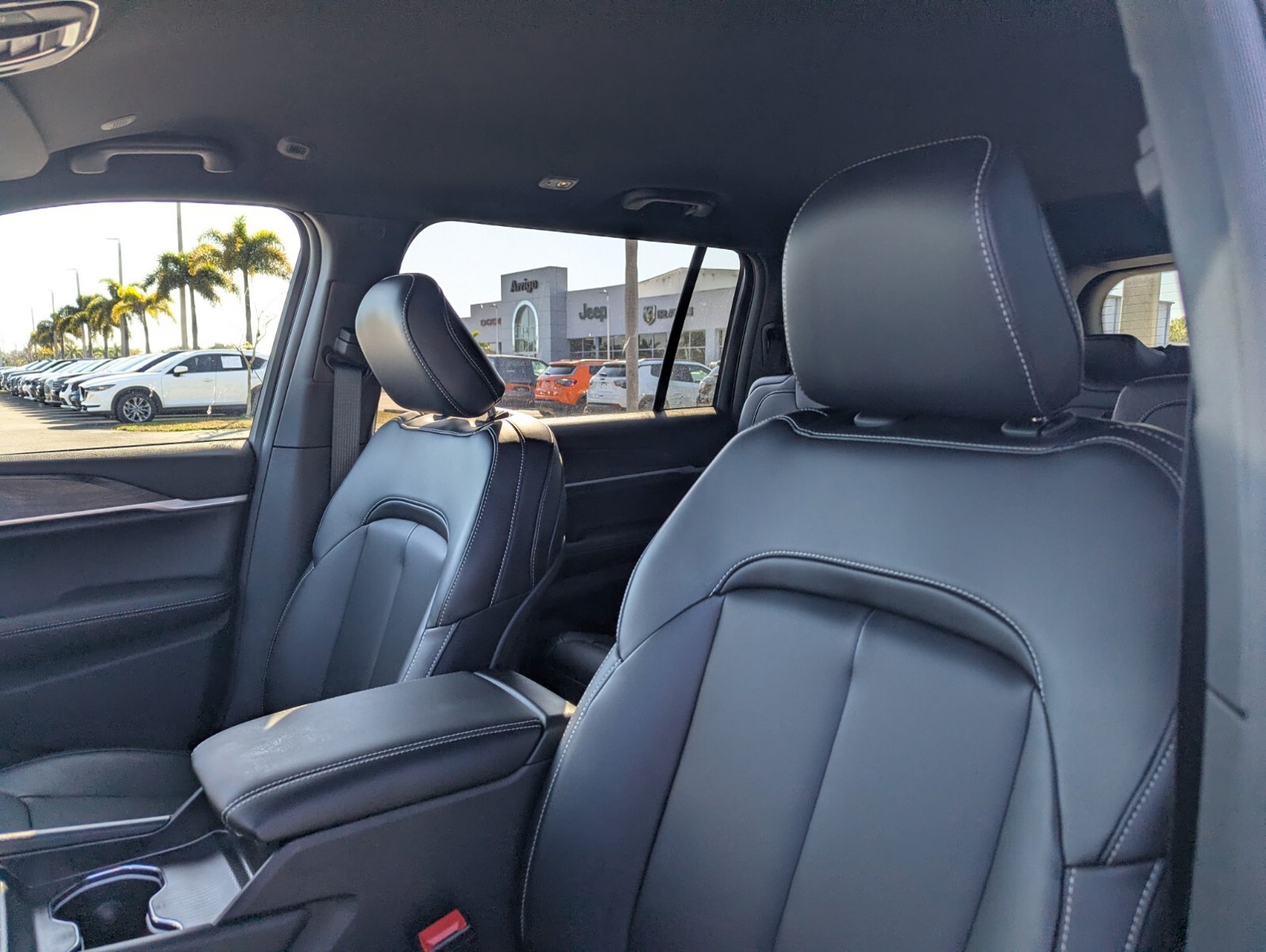 2025 Jeep Grand Cherokee L - Photo 12
