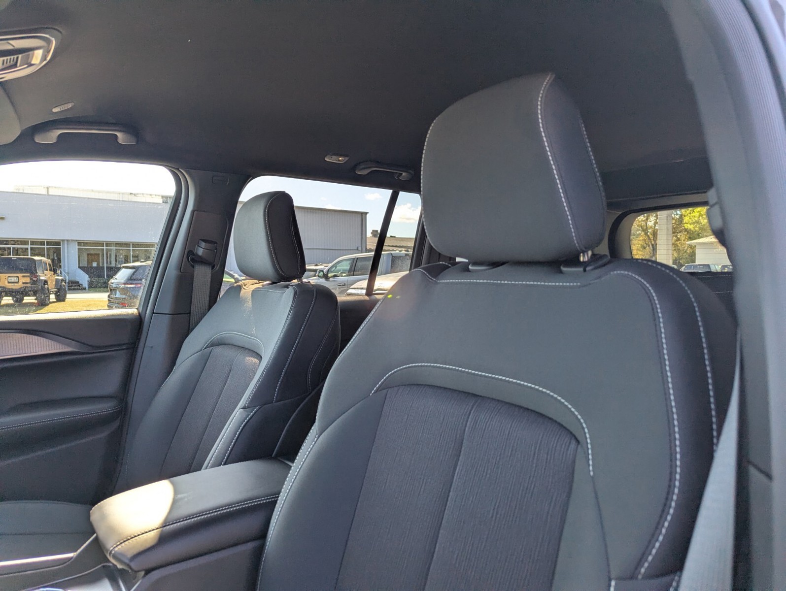 2025 Jeep Grand Cherokee - Photo 11