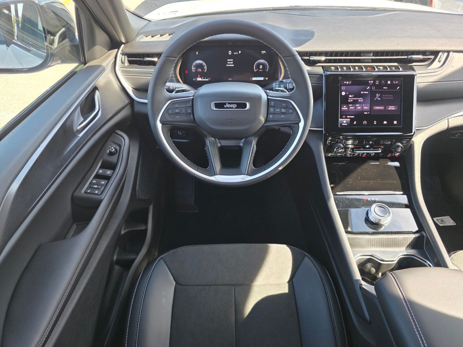 2025 Jeep Grand Cherokee - Photo 10