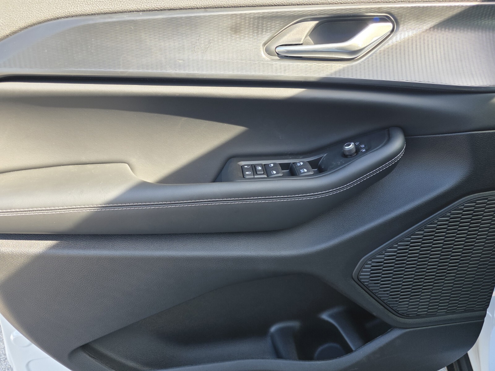 2025 Jeep Grand Cherokee - Photo 14