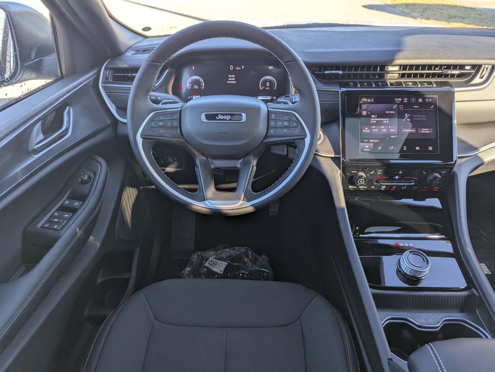 2025 Jeep Grand Cherokee - Photo 11
