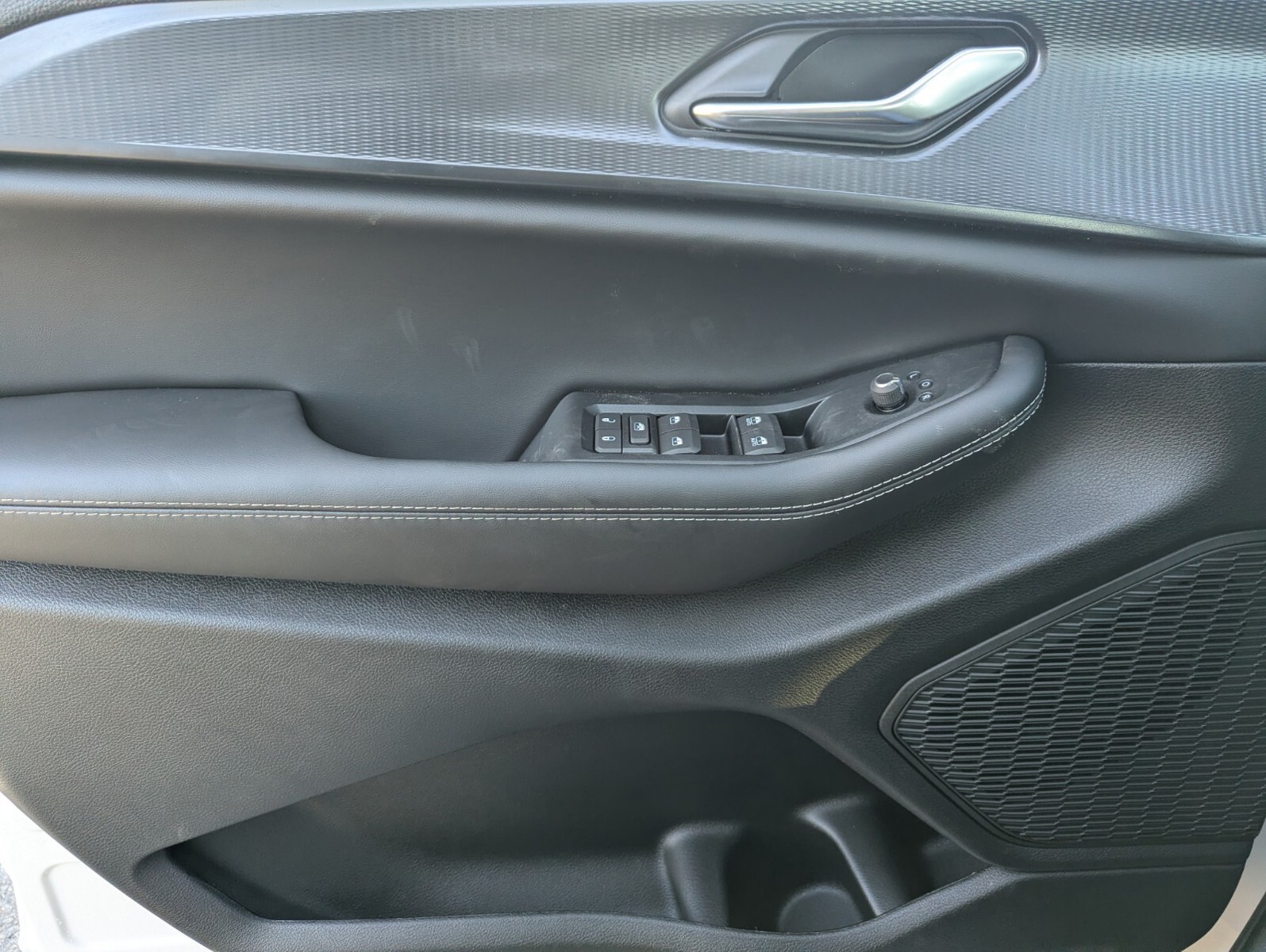 2025 Jeep Grand Cherokee - Photo 15