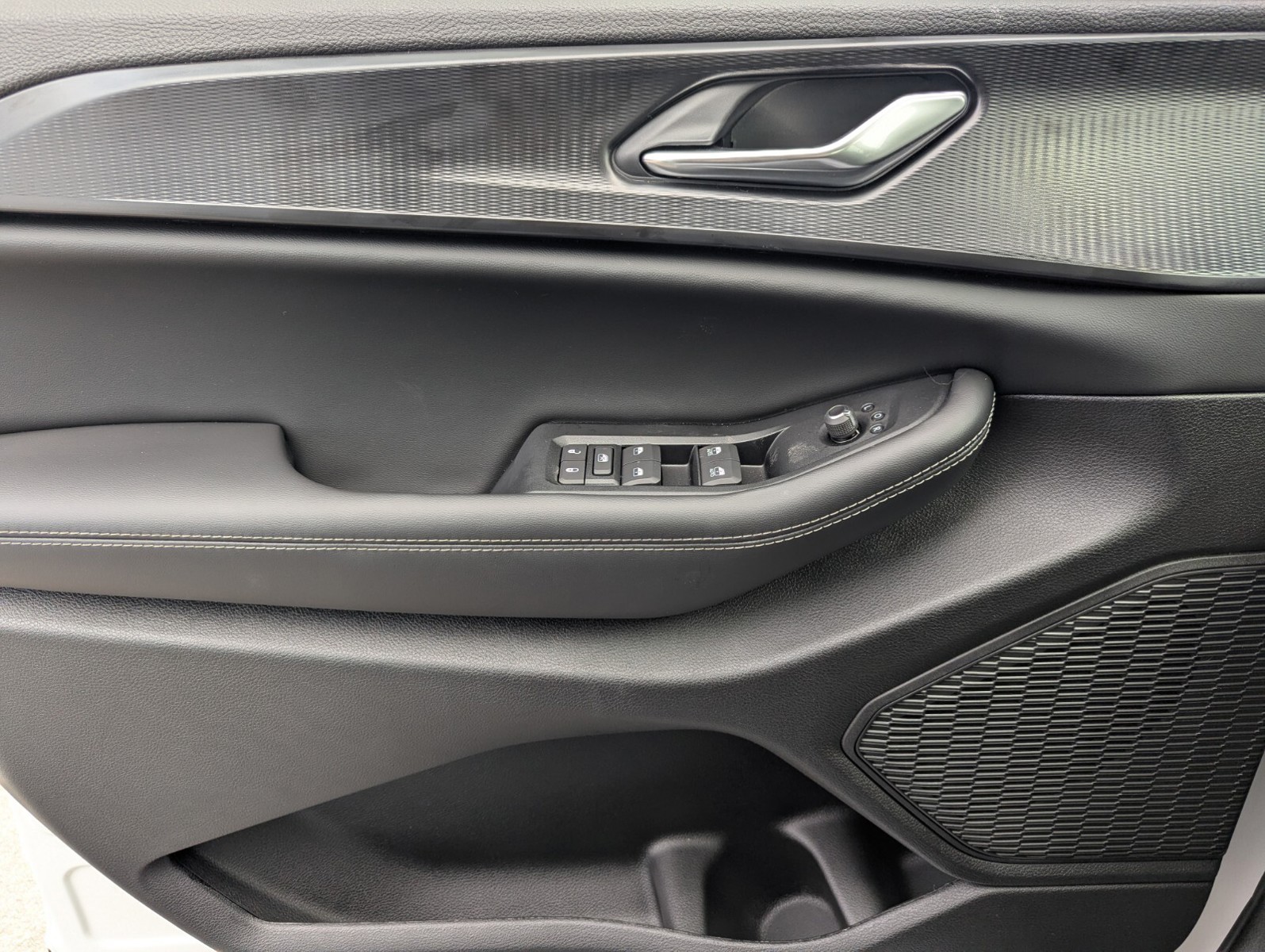 2025 Jeep Grand Cherokee - Photo 15