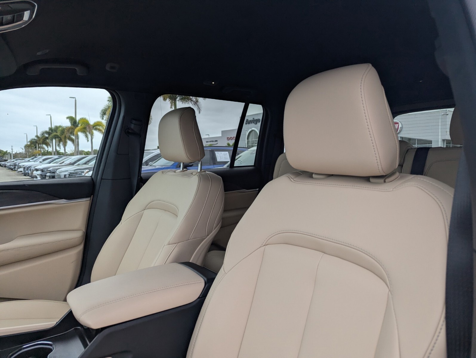 2026 Jeep Grand Cherokee - Photo 11