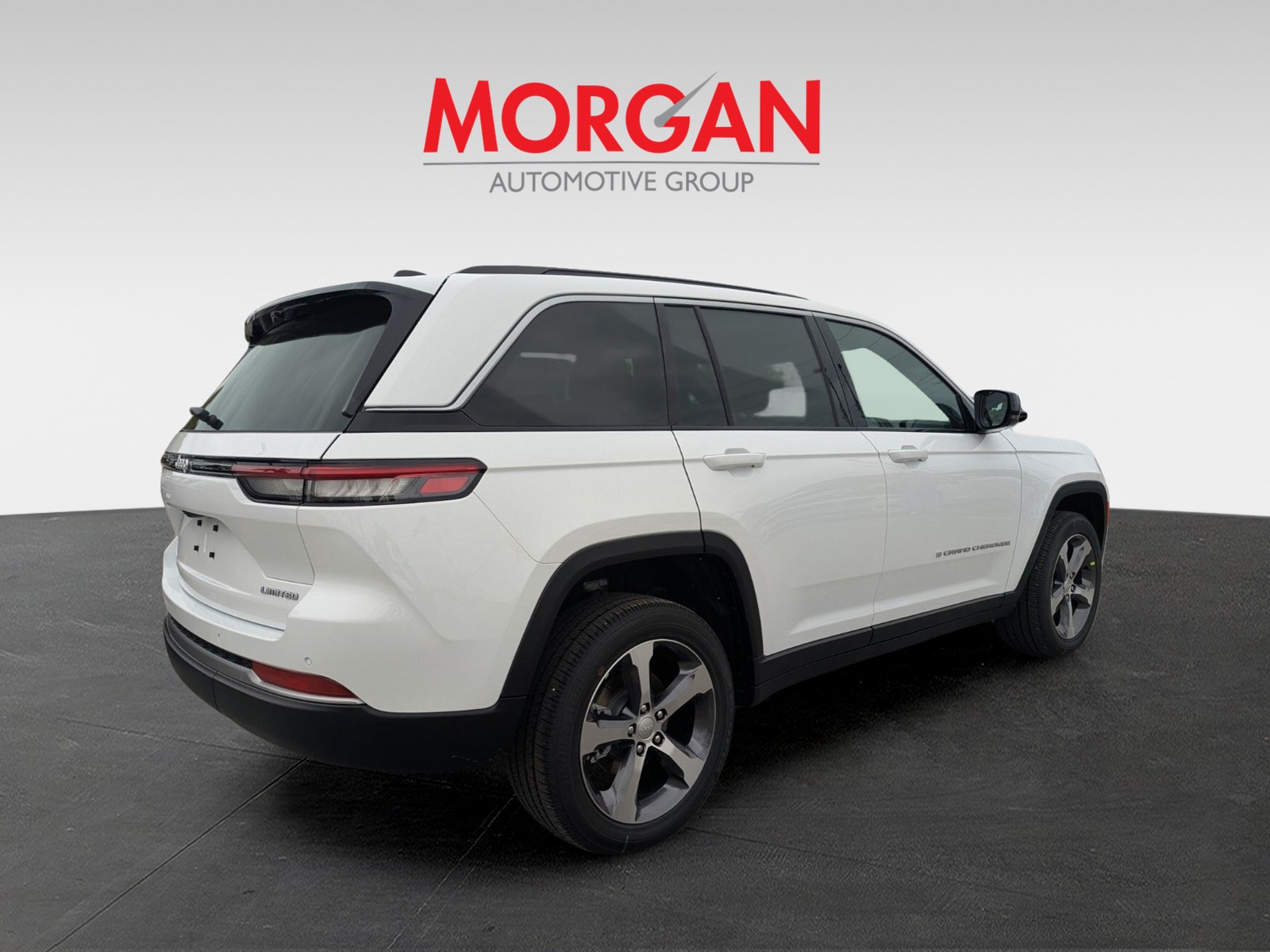 2026 Jeep Grand Cherokee - Photo 3