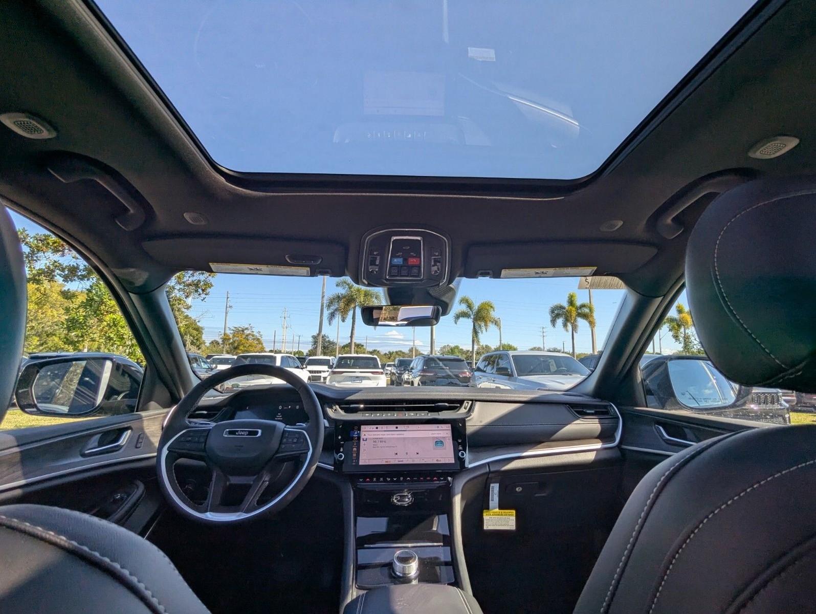 2026 Jeep Grand Cherokee - Photo 10