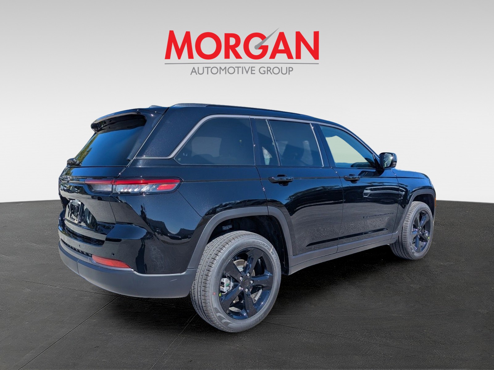 2026 Jeep Grand Cherokee - Photo 3