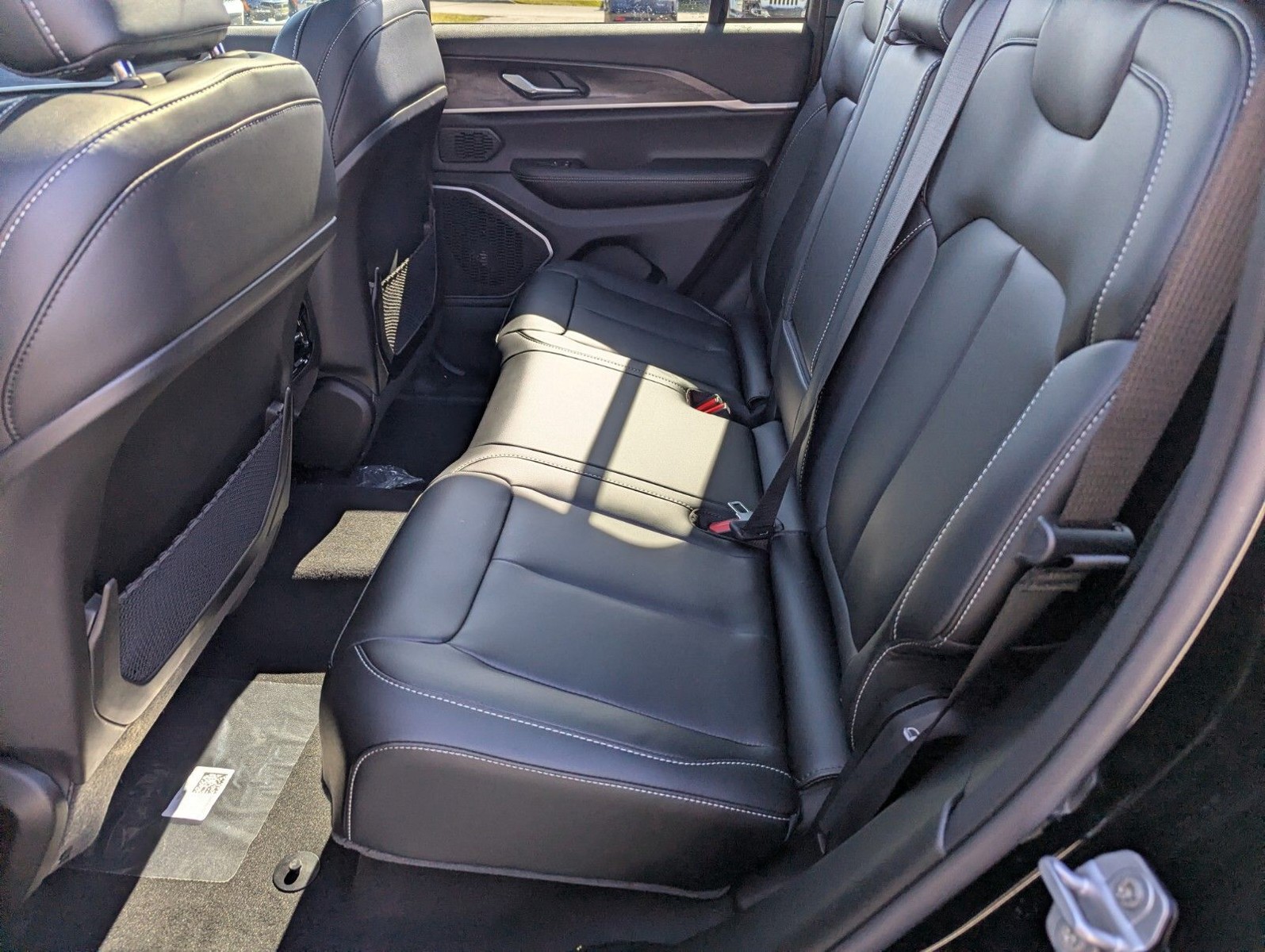2026 Jeep Grand Cherokee - Photo 8