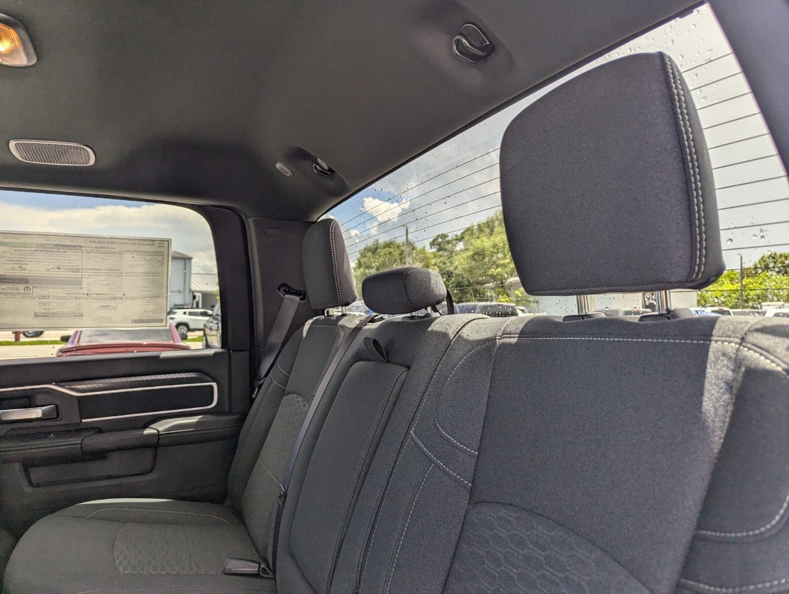 2025 Ram 2500 - Photo 7