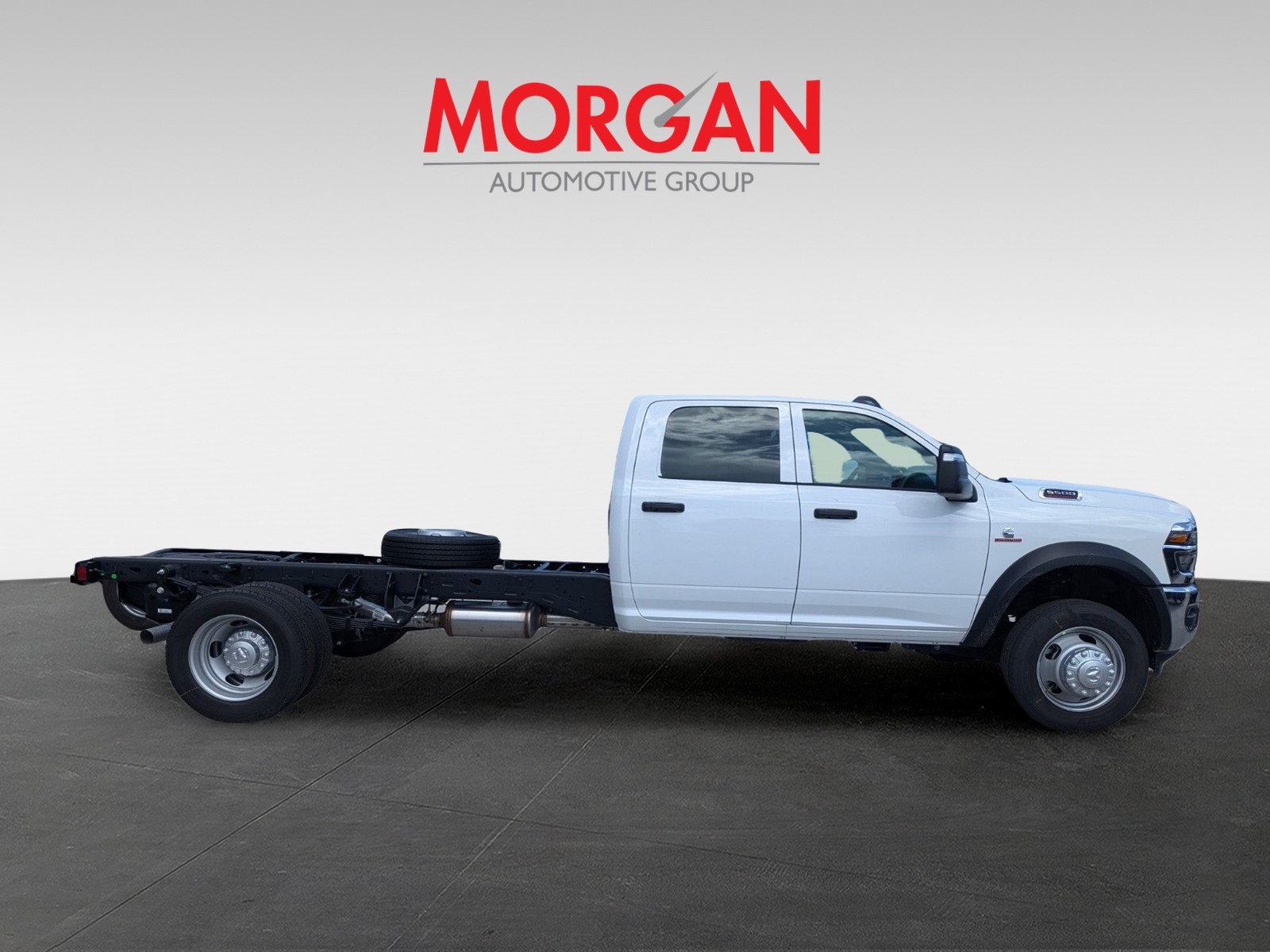 2025 Ram 5500HD - Photo 5
