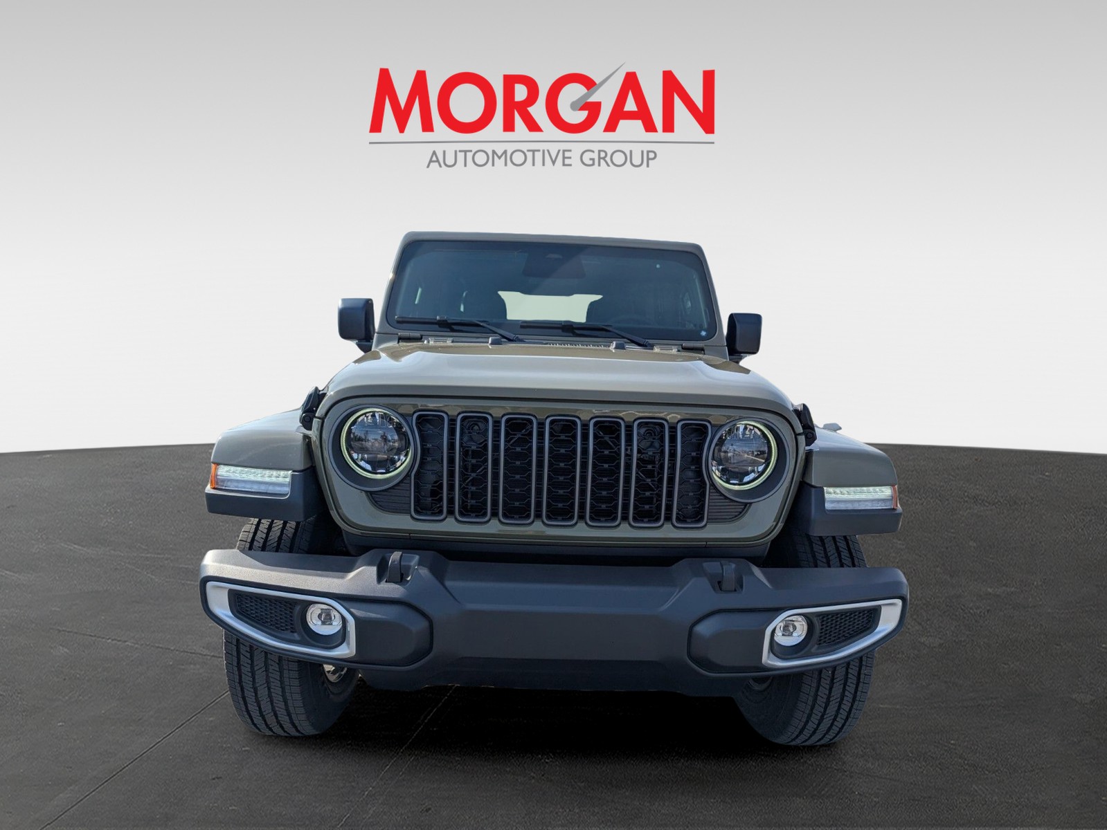 2026 Jeep Gladiator - Photo 2