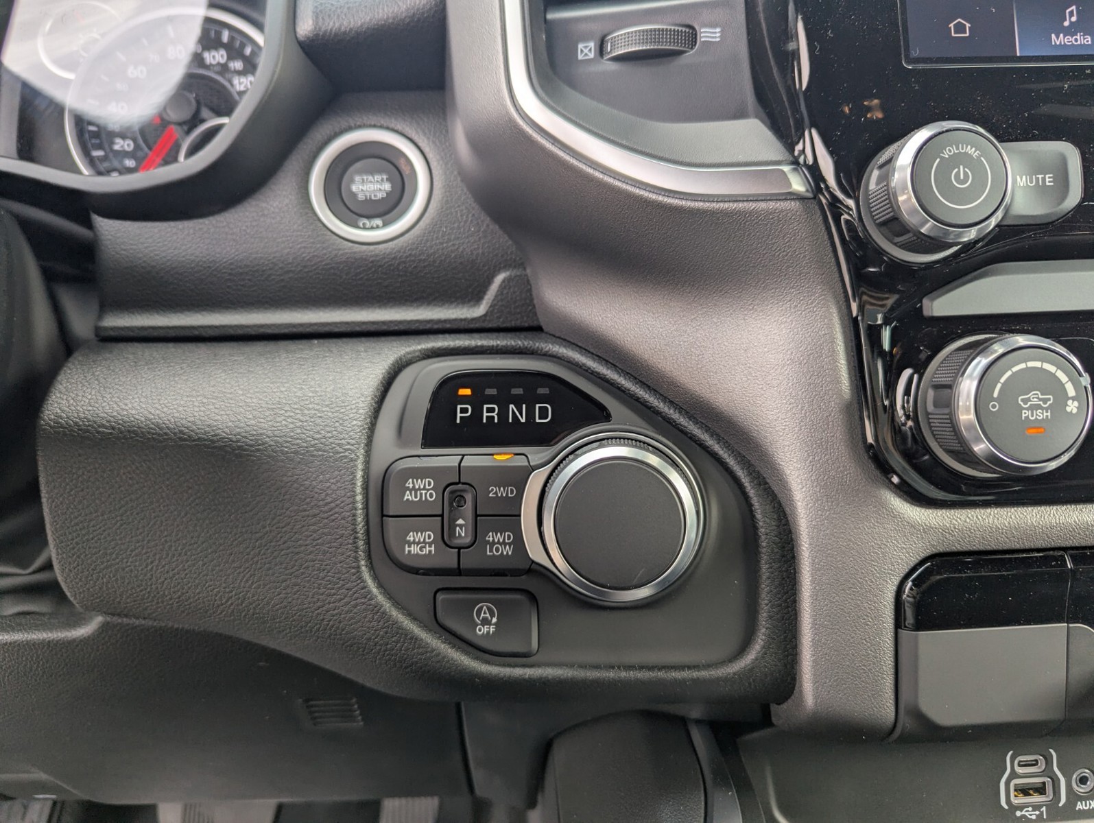 2026 Ram 1500 - Photo 14