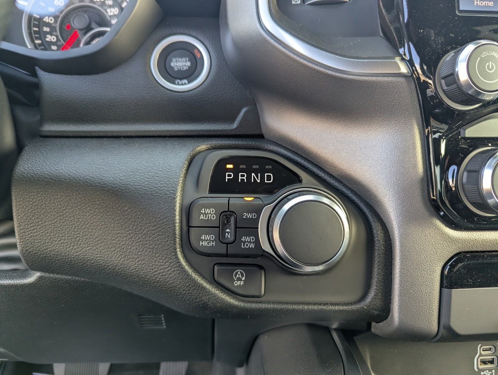 2026 Ram 1500 - Photo 15