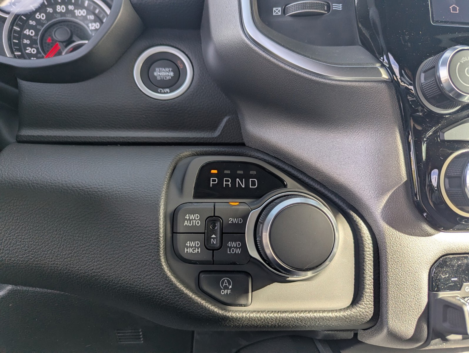 2026 Ram 1500 - Photo 15