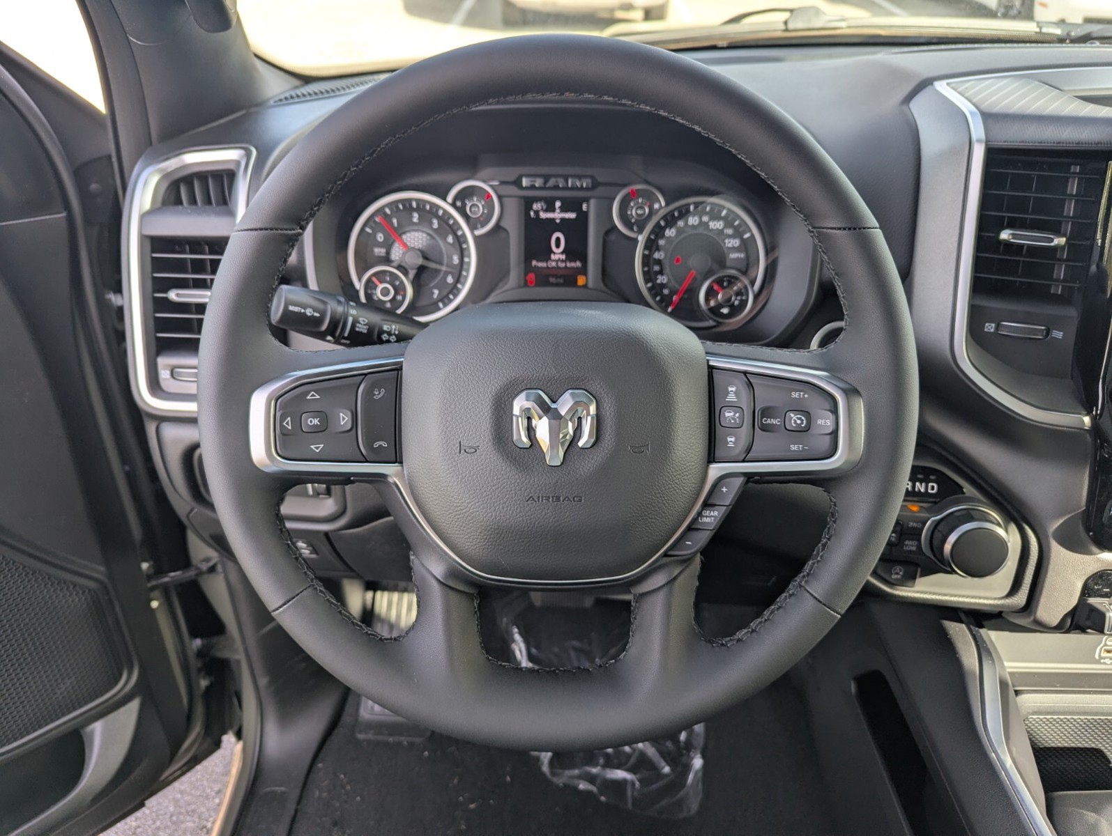 2026 Ram 1500 - Photo 16