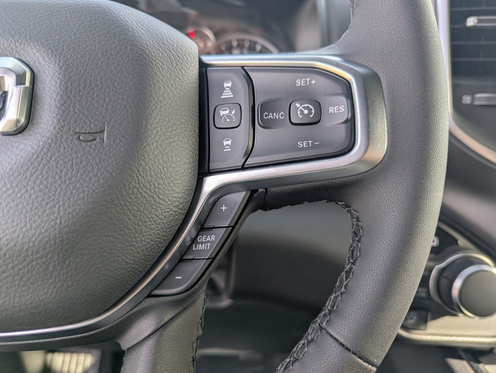 2026 Ram 1500 - Photo 18