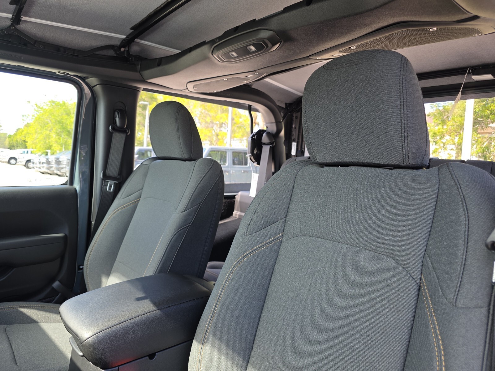2026 Jeep Wrangler - Photo 11