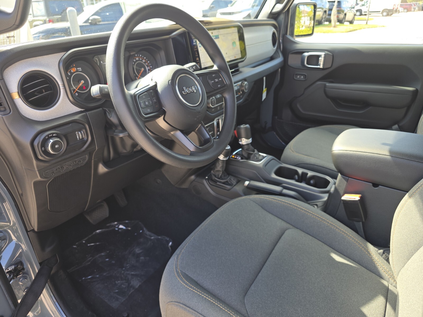 2026 Jeep Wrangler - Photo 13