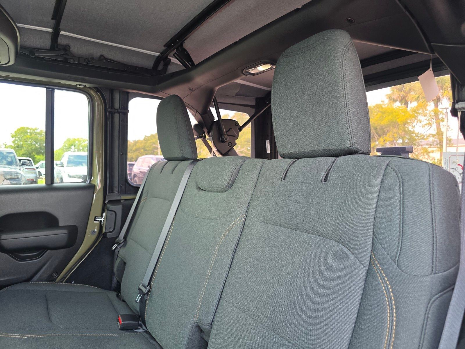 2026 Jeep Wrangler - Photo 7
