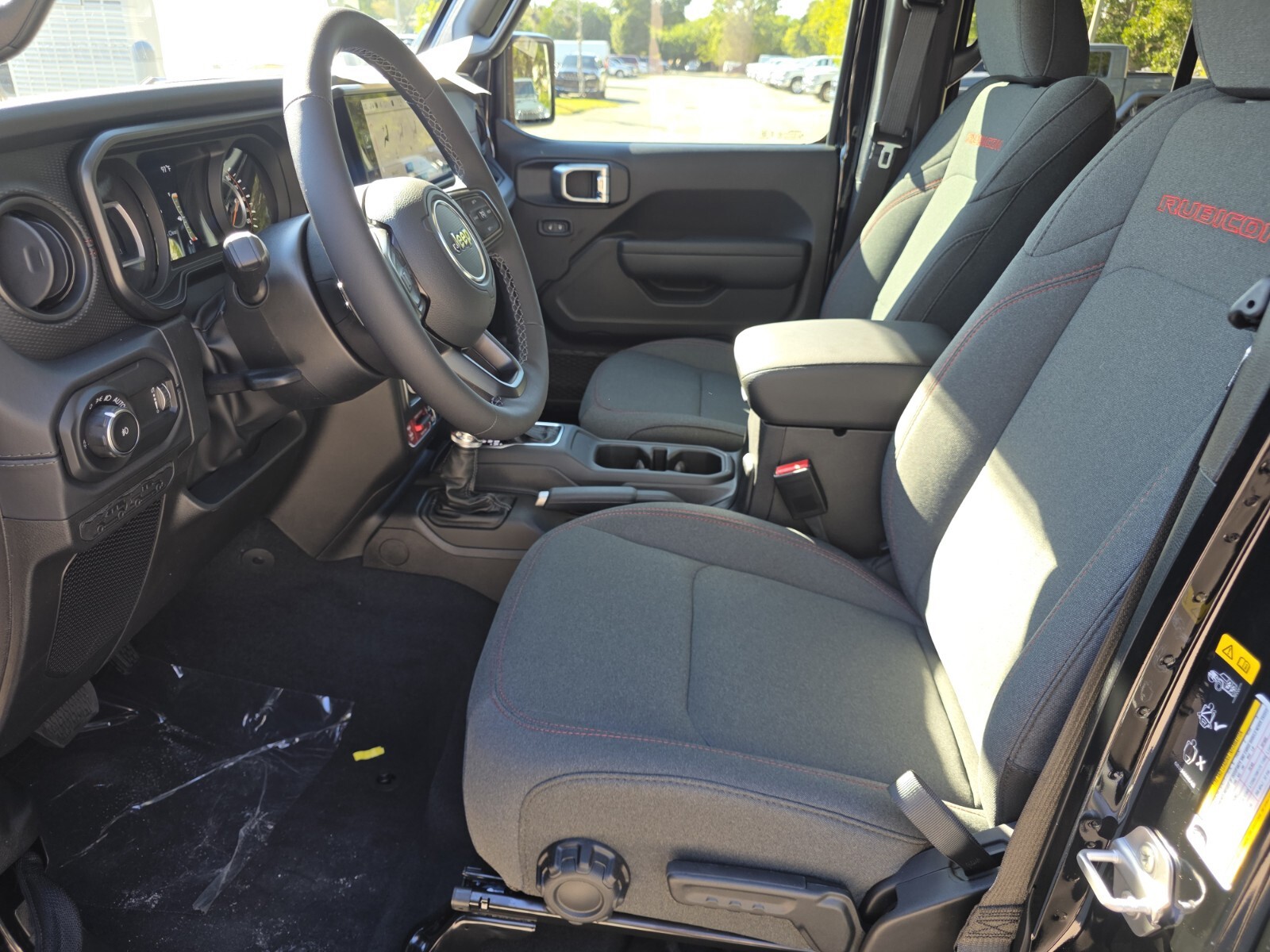 2026 Jeep Wrangler - Photo 12