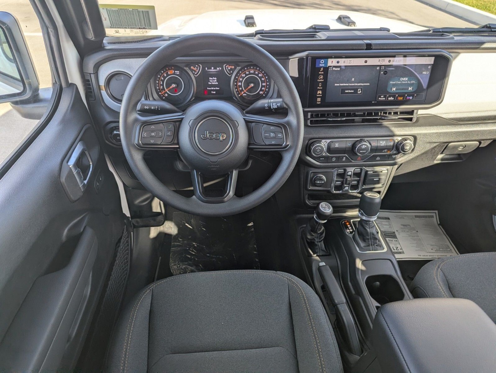 2026 Jeep Wrangler - Photo 10