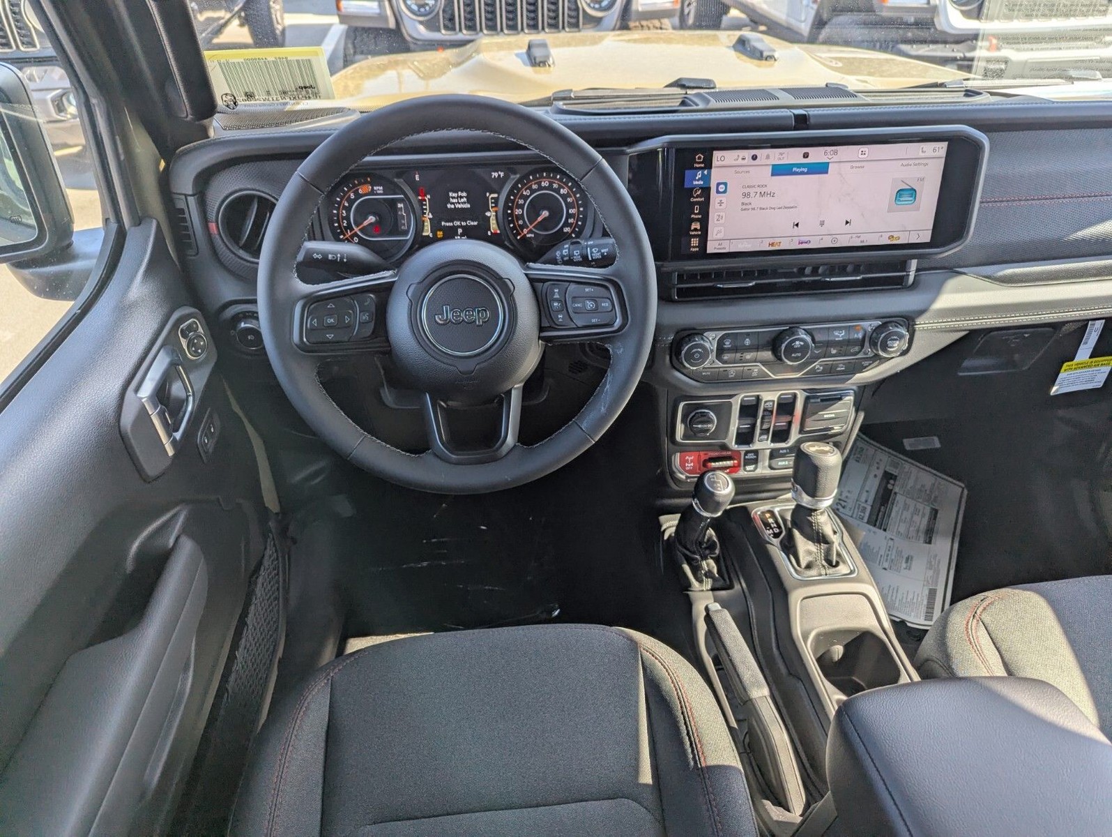 2026 Jeep Wrangler - Photo 10