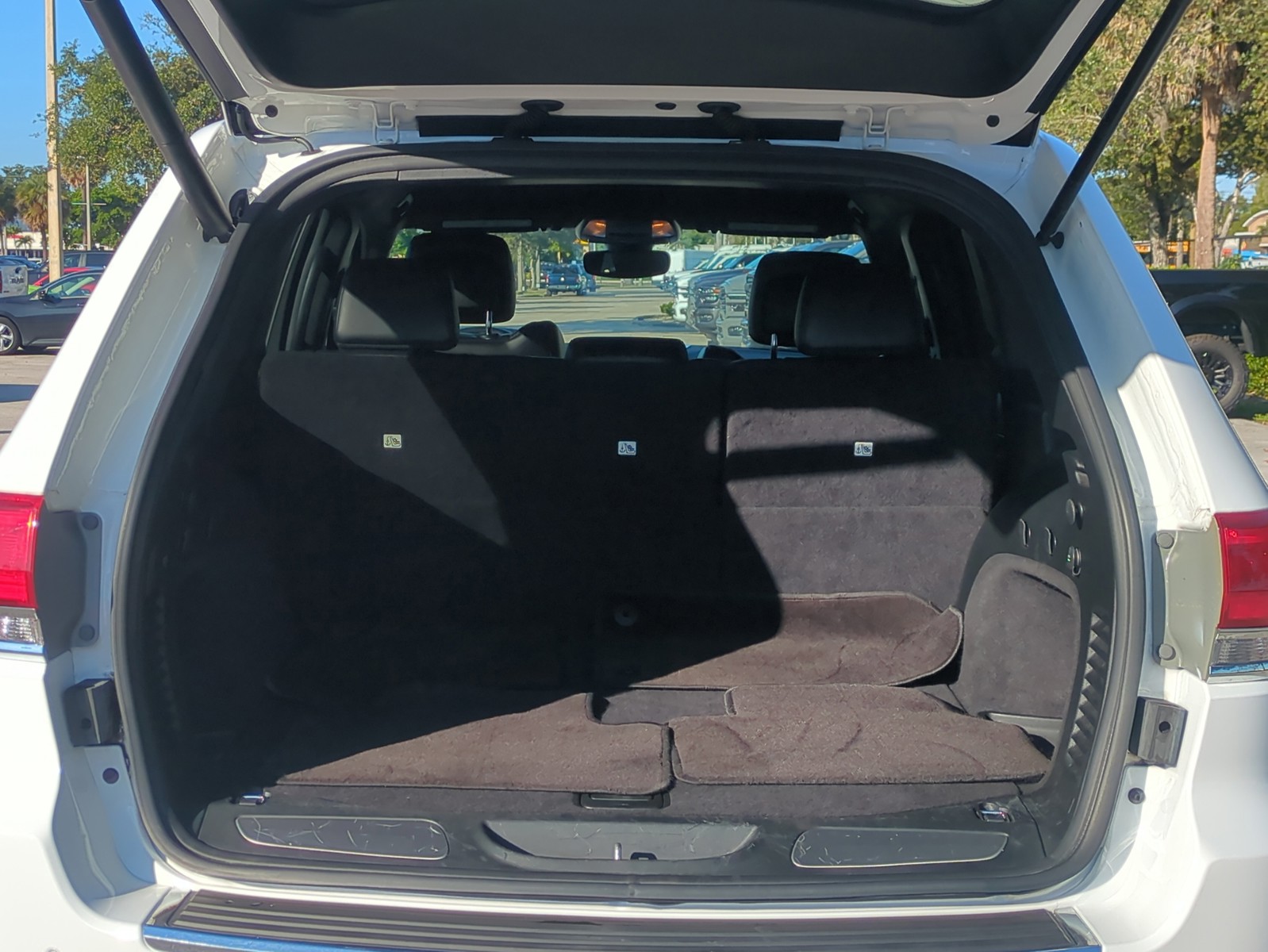 2018 Jeep Grand Cherokee - Photo 13