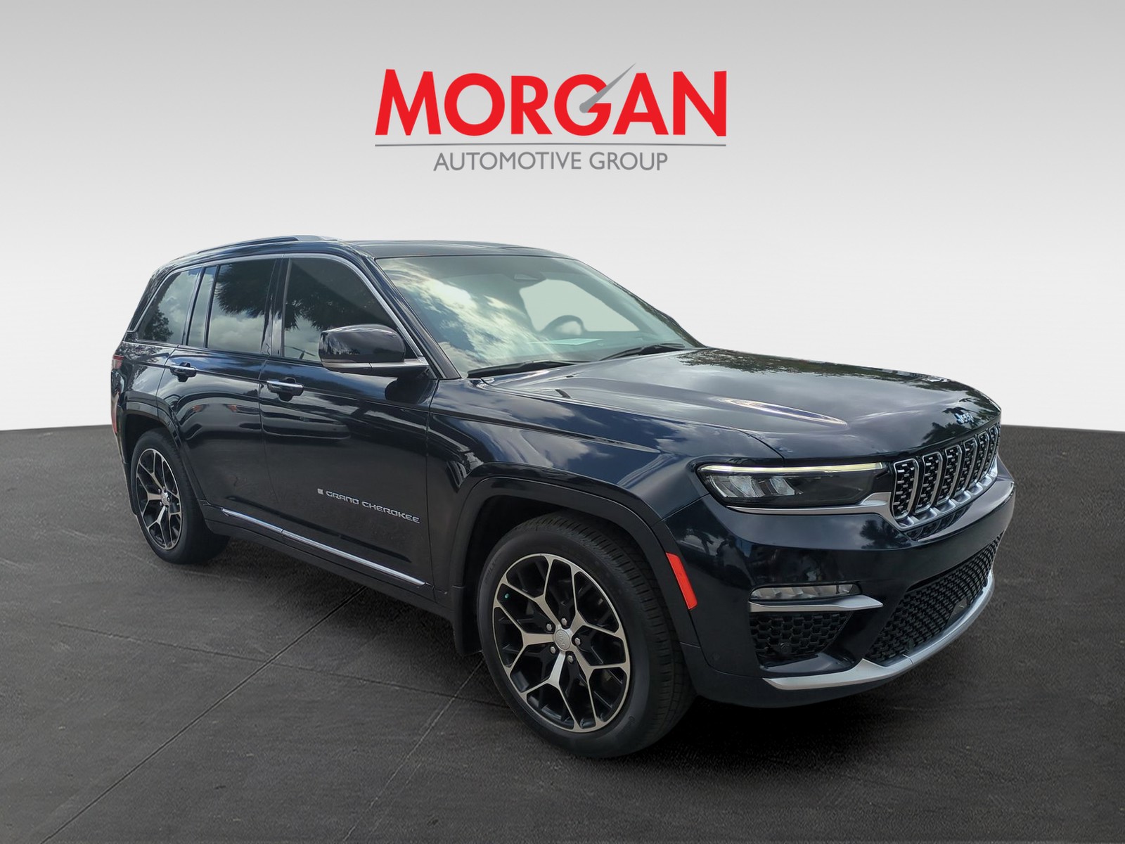 2023 Jeep Grand Cherokee - Photo 4