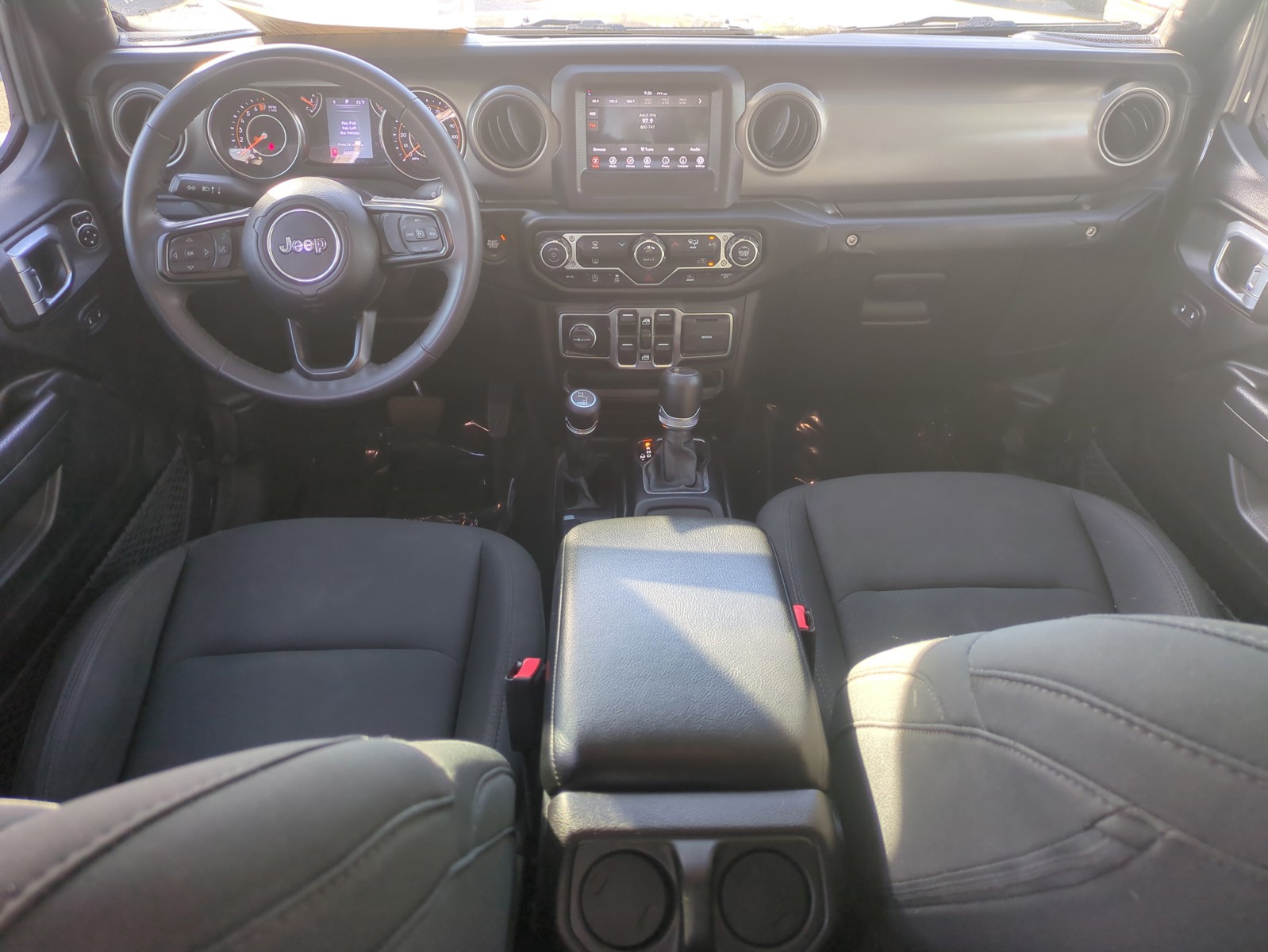 2023 Jeep Gladiator - Photo 15