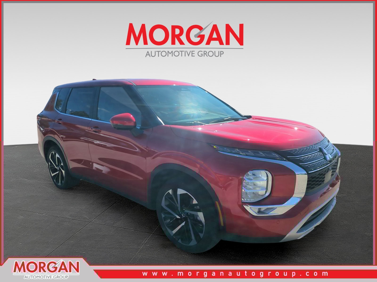 2024 Mitsubishi Outlander SE's photo