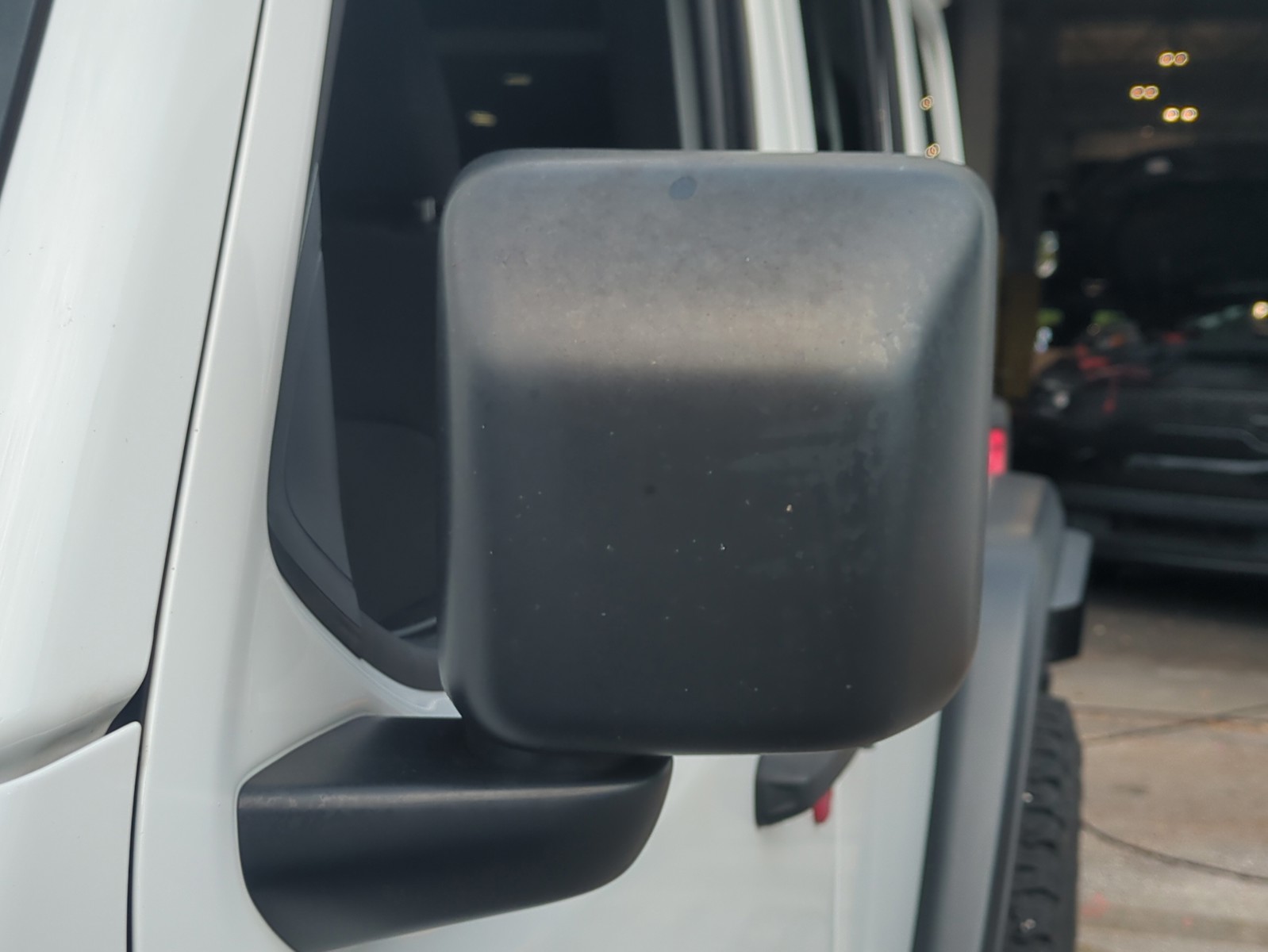 2022 Jeep Wrangler - Photo 12
